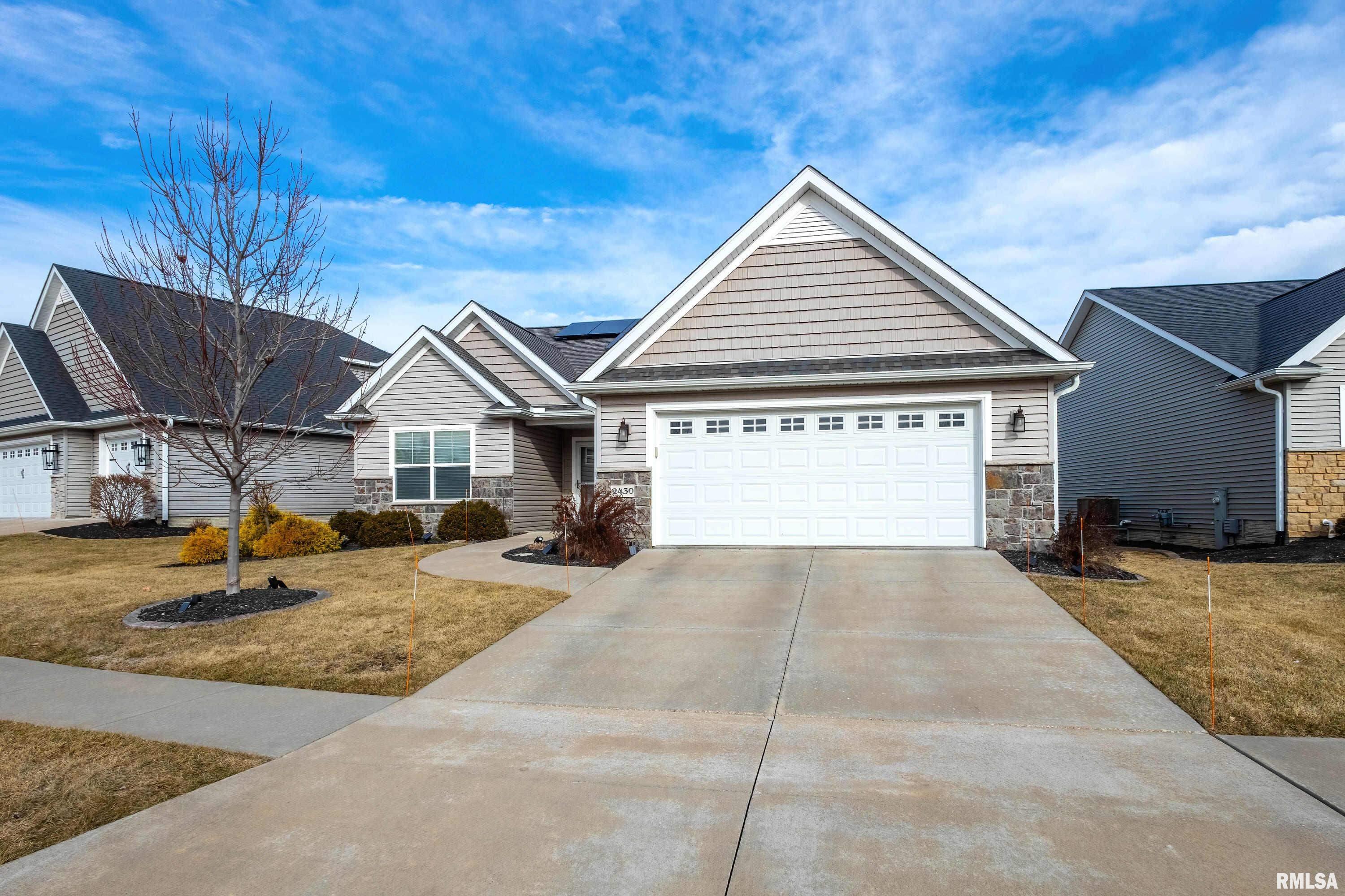 2430 Pheasant Creek Circle, Davenport, Iowa image 3