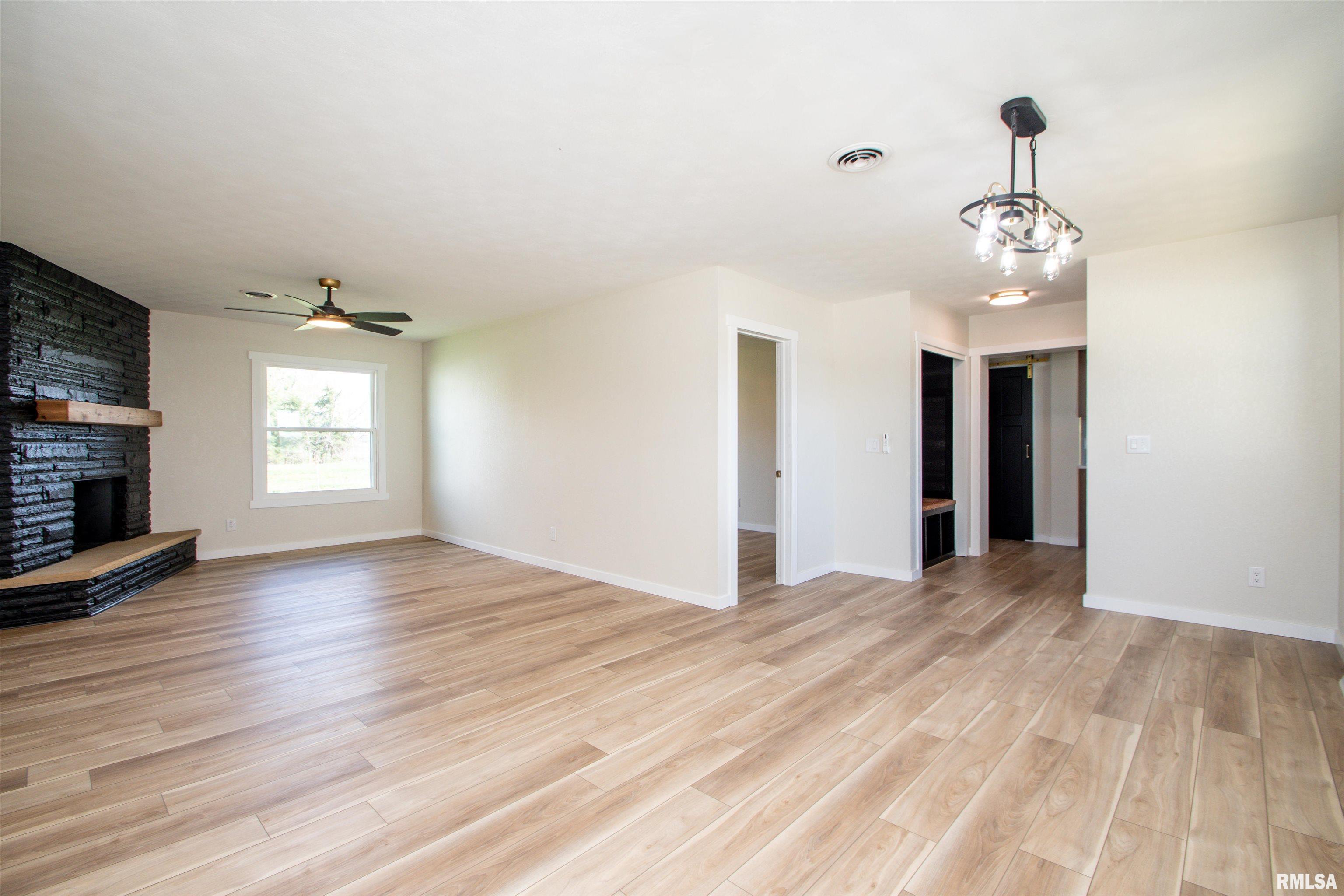5621 S Martin Weber Road, Glasford, Illinois image 36