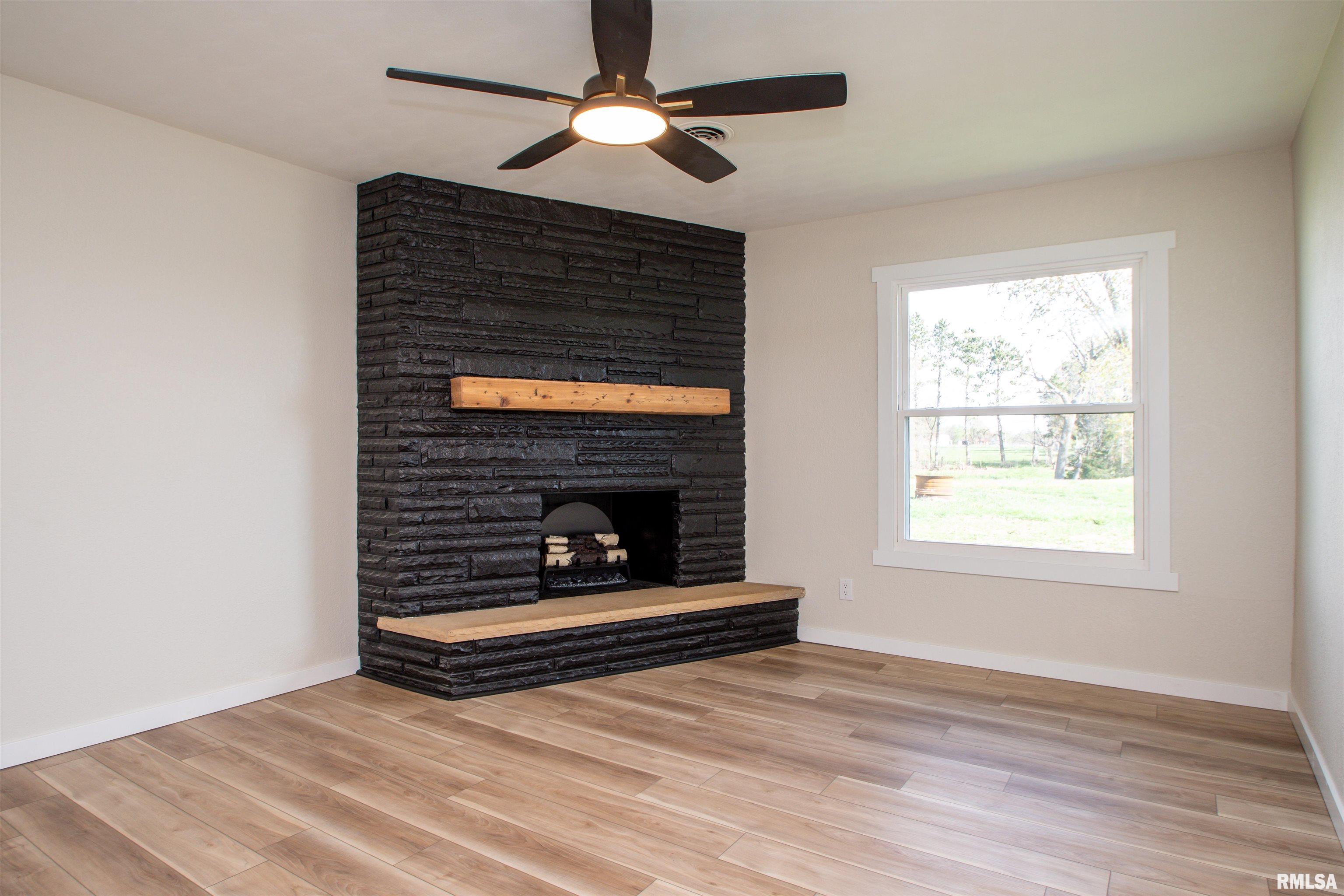 5621 S Martin Weber Road, Glasford, Illinois image 37