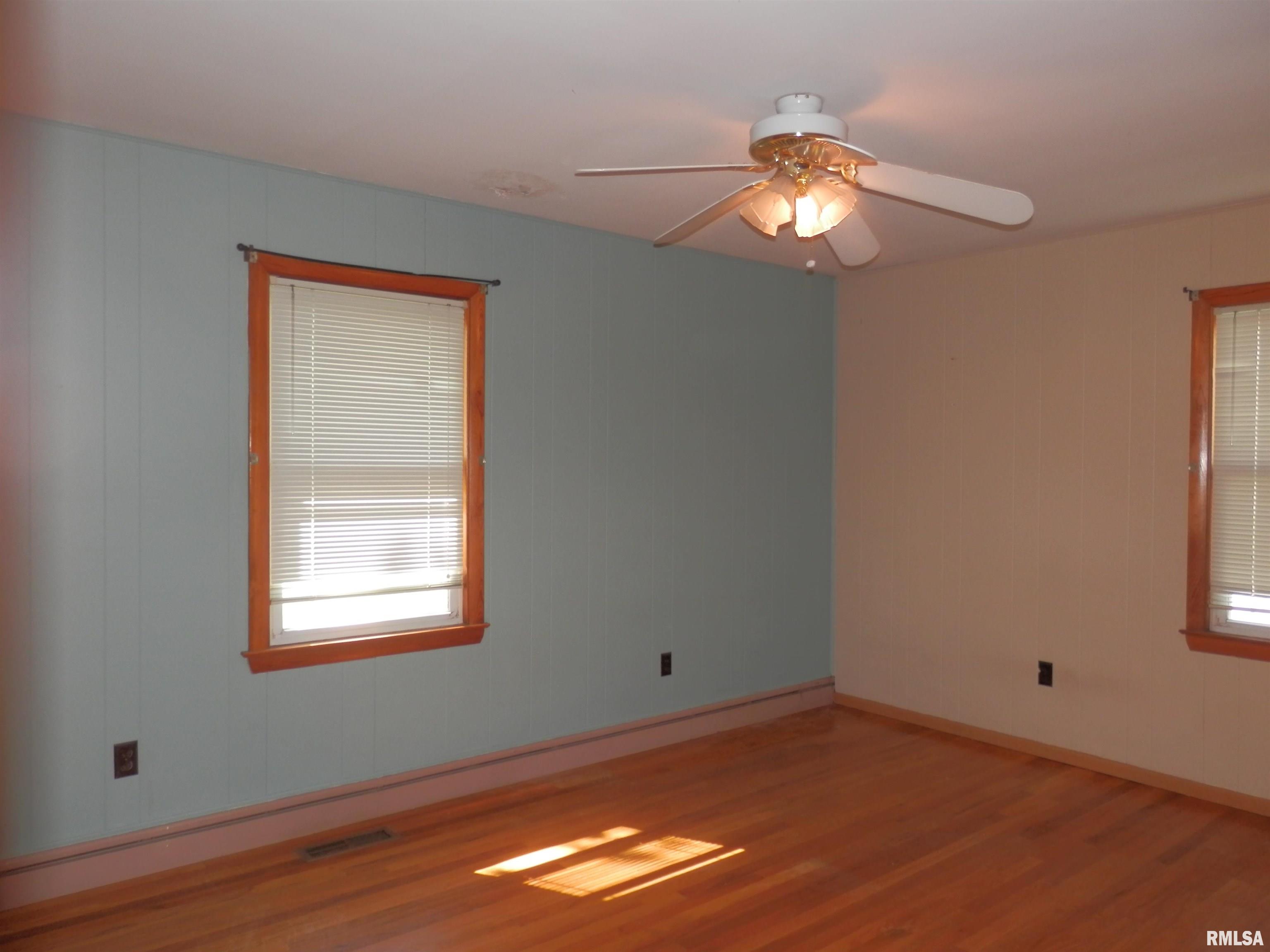 515 Franklin Avenue, Galesburg, Illinois image 17