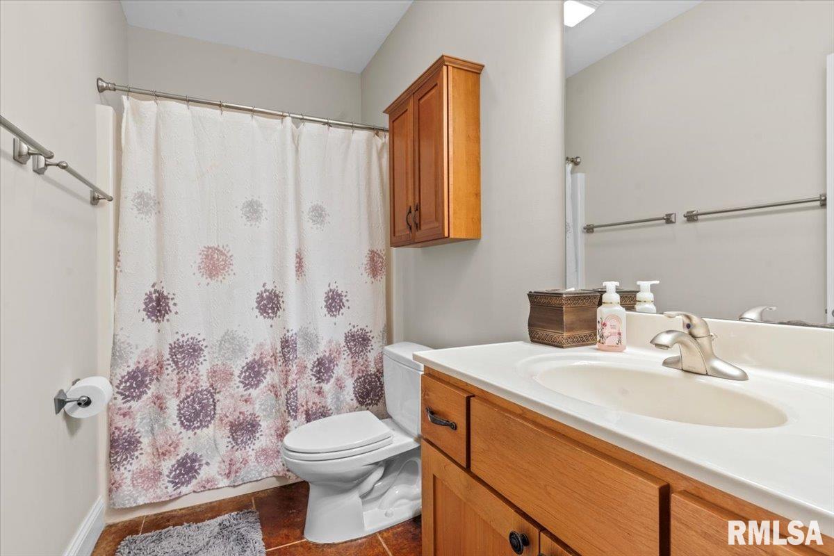 2228 W Laurel Street, Springfield, Illinois image 39