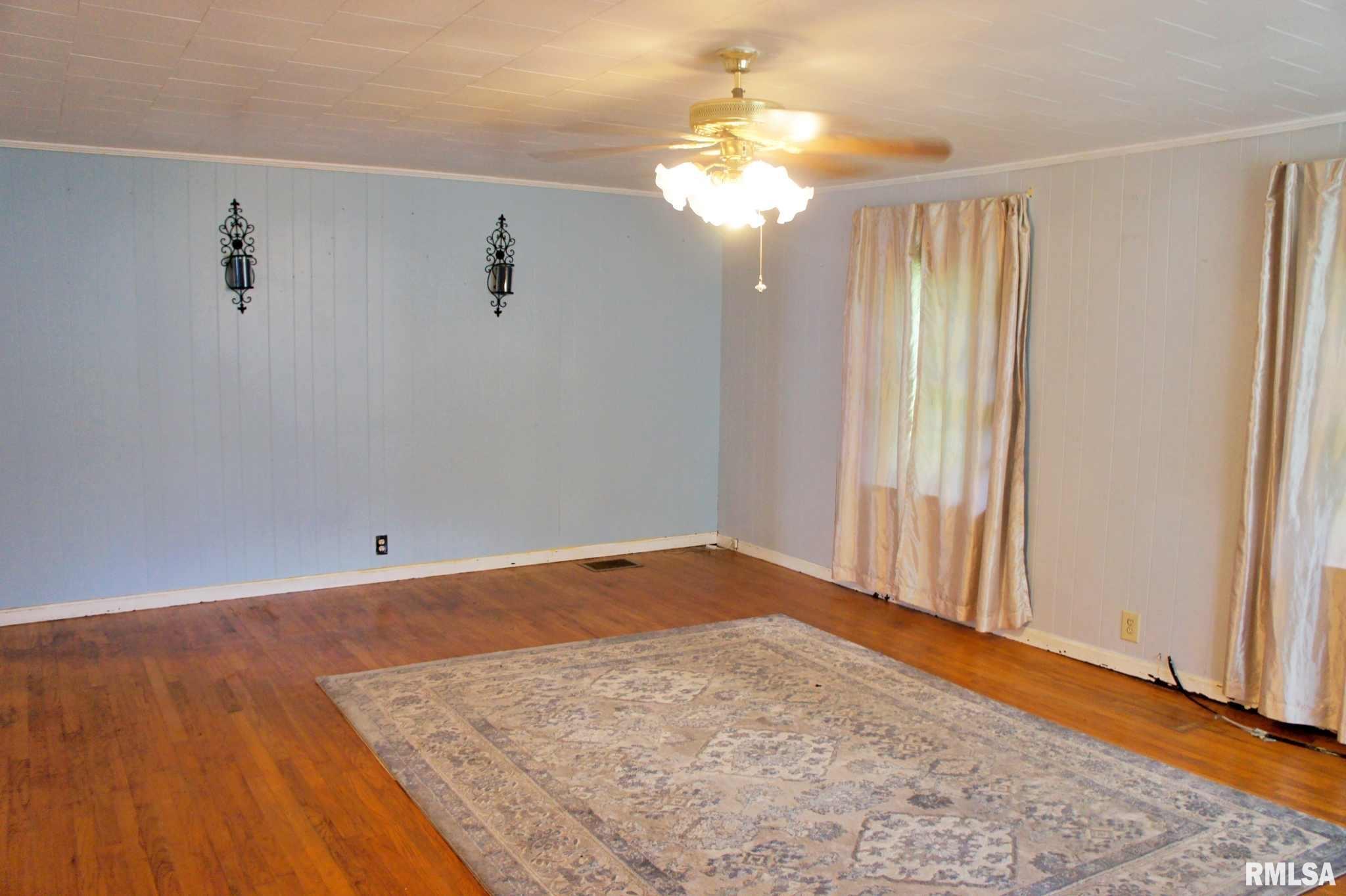 207 Butler Street, Metropolis, Illinois image 16