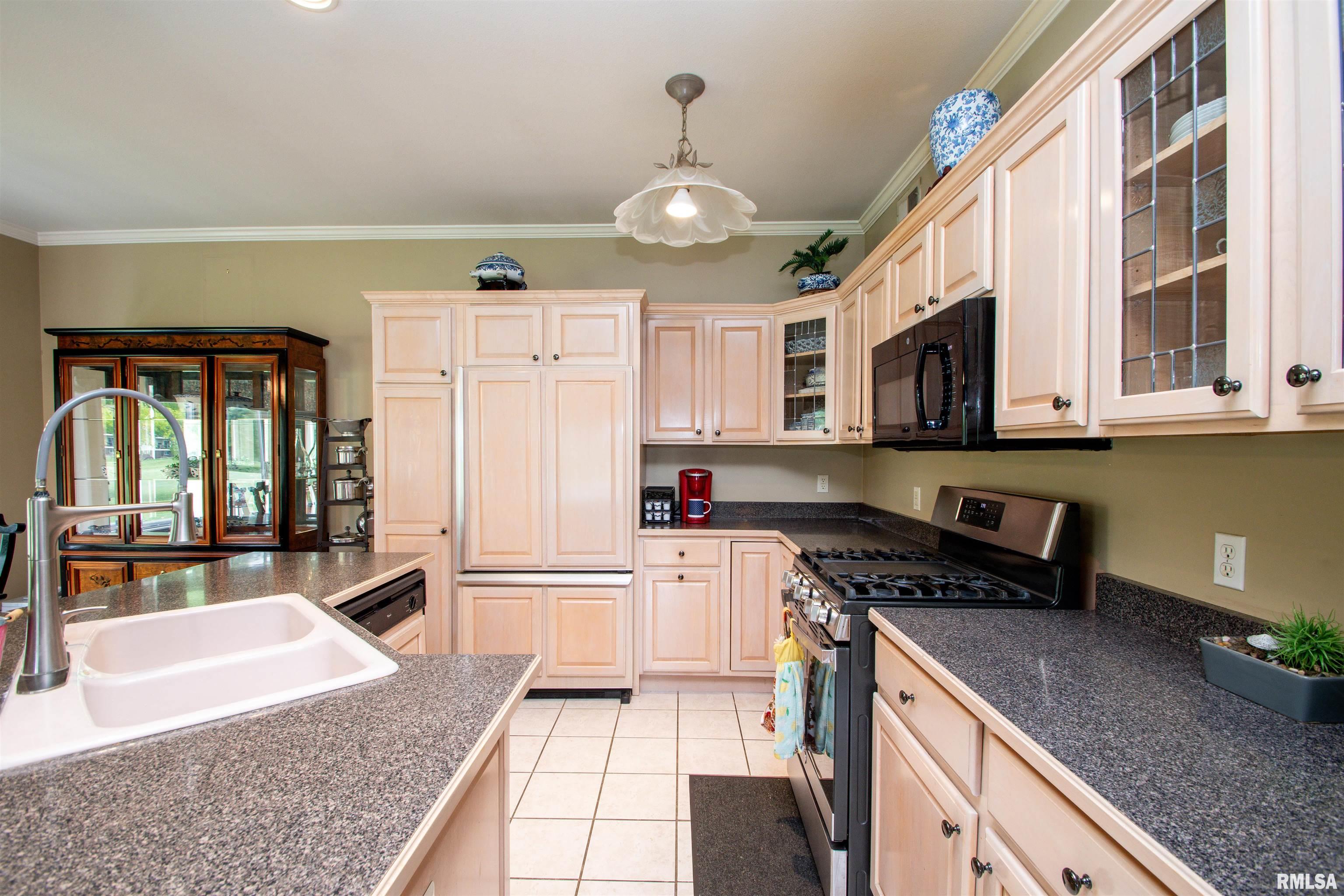 7325 N Villa Lake Drive #2, Peoria, Illinois image 13