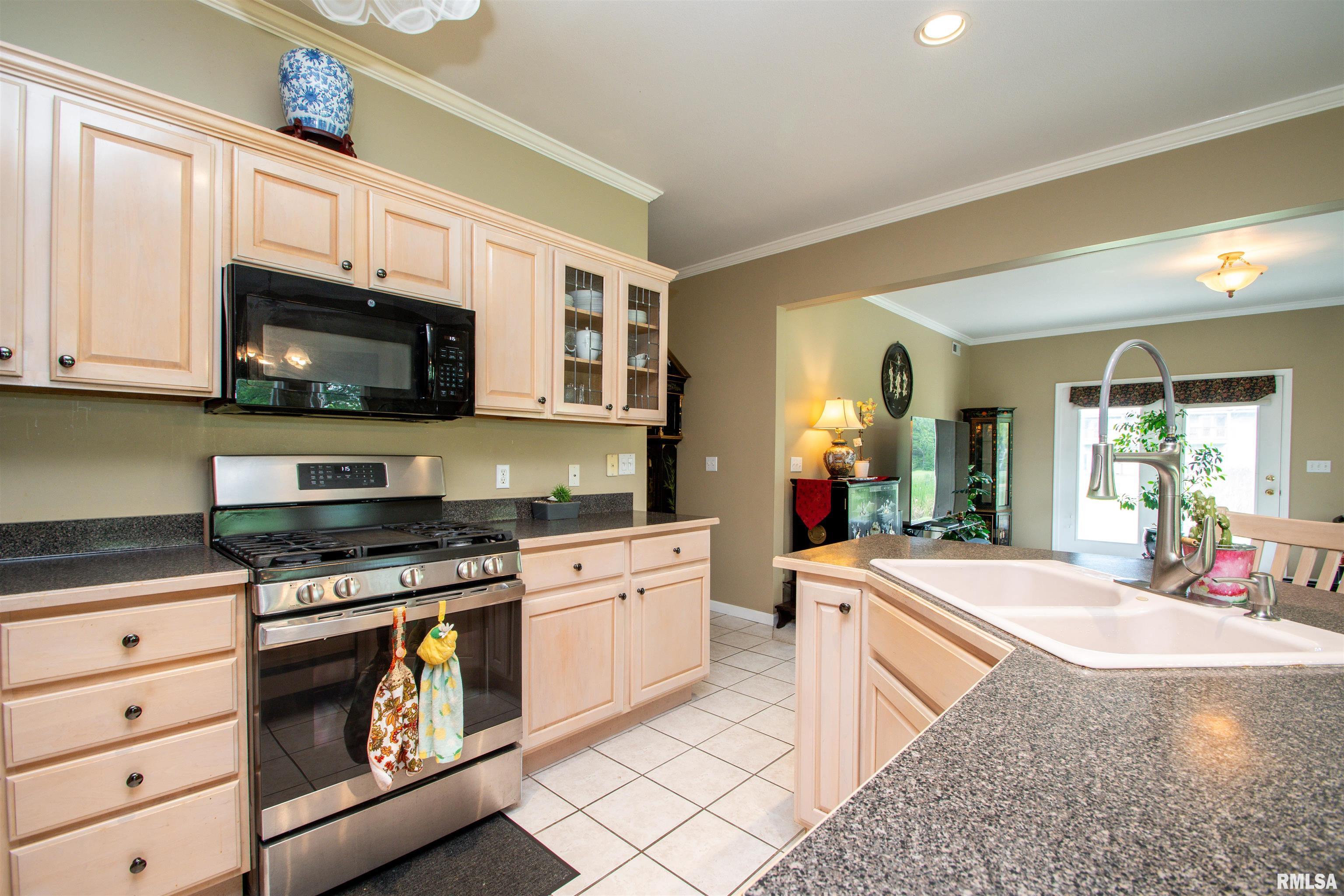 7325 N Villa Lake Drive #2, Peoria, Illinois image 15