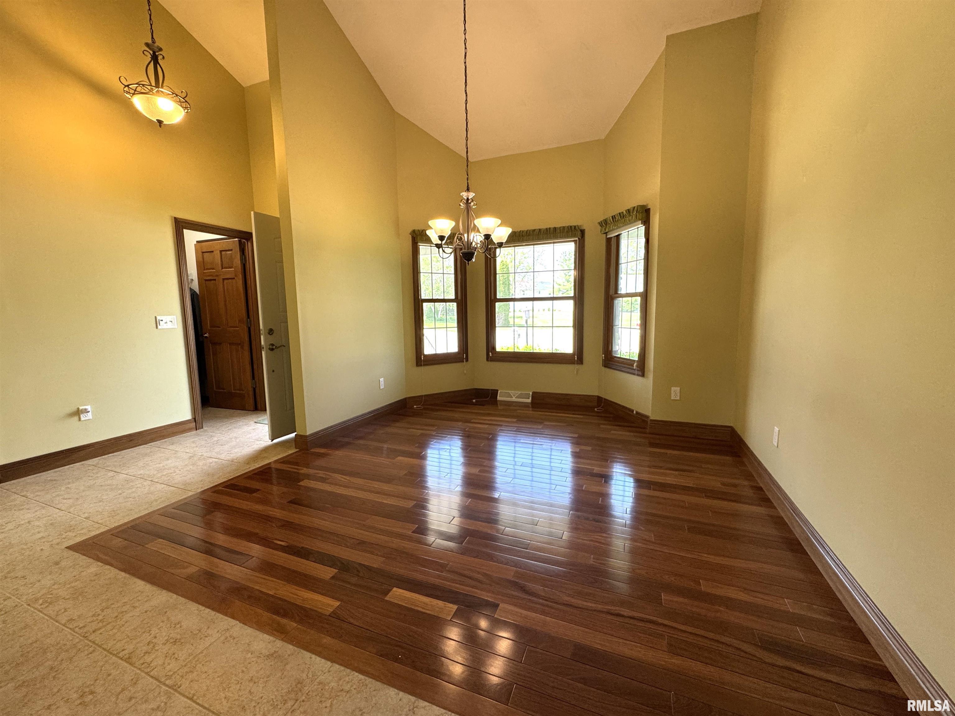14 Abbey Court, Chatham, Illinois image 9