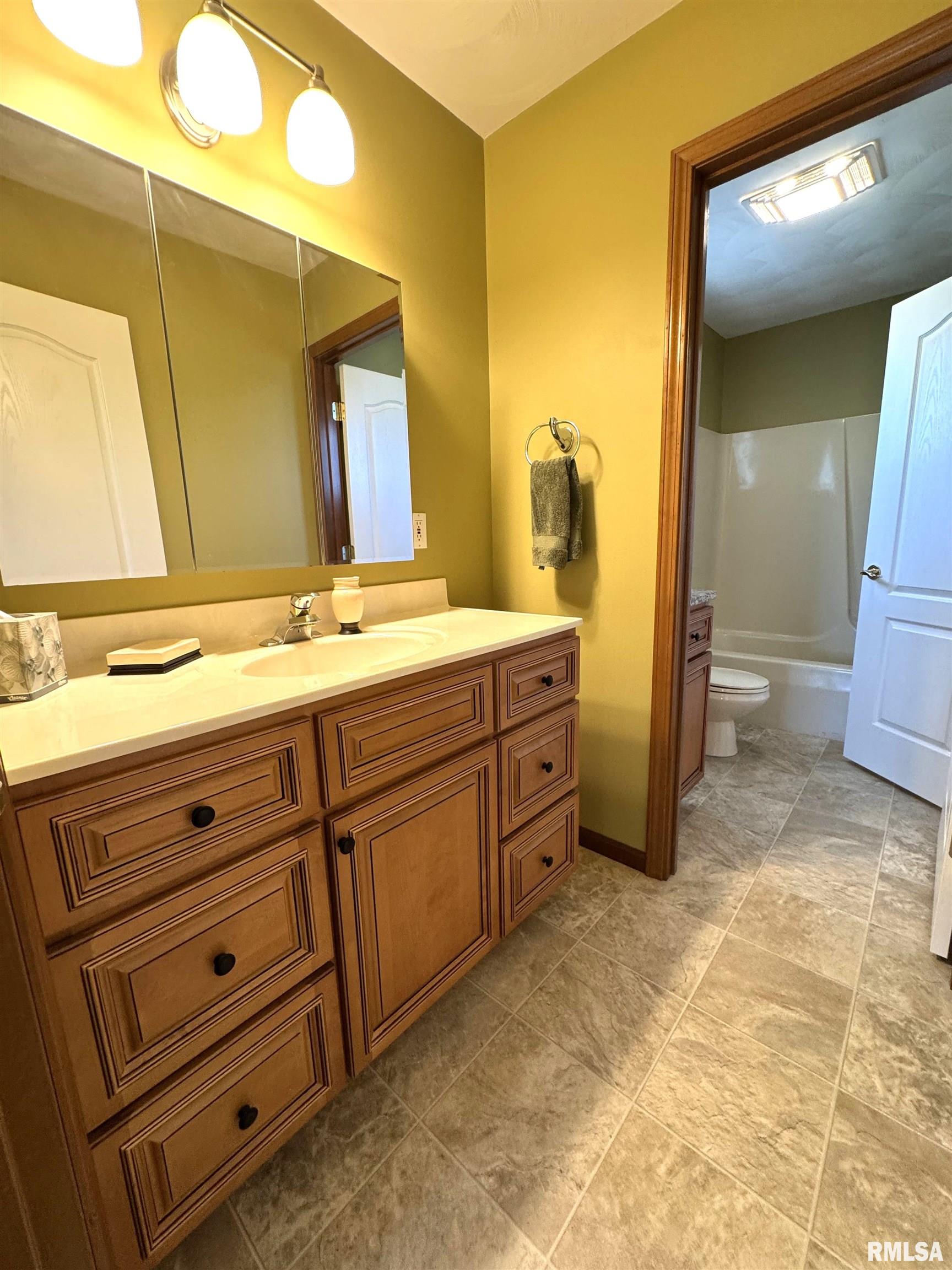 14 Abbey Court, Chatham, Illinois image 40