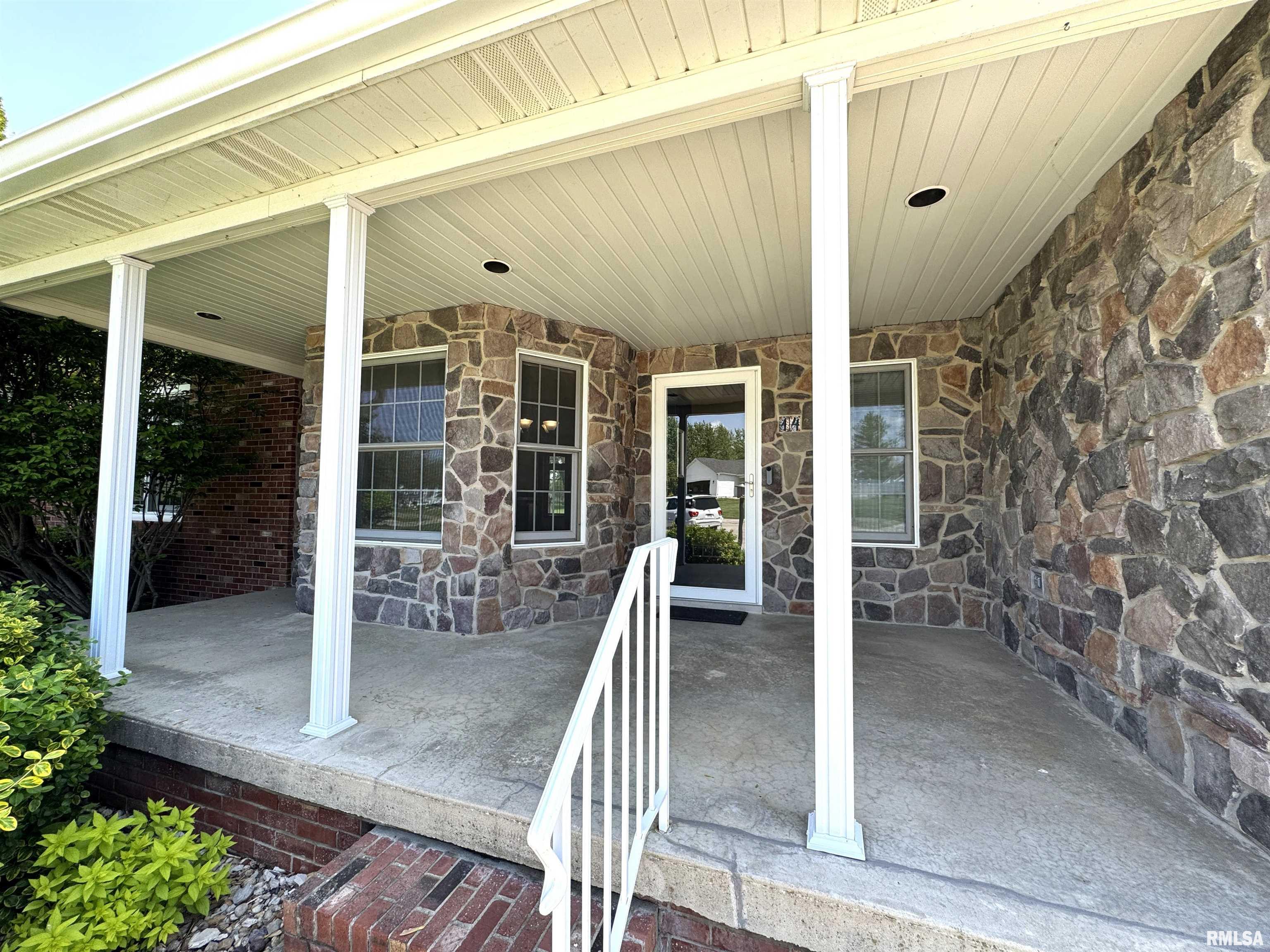 14 Abbey Court, Chatham, Illinois image 5