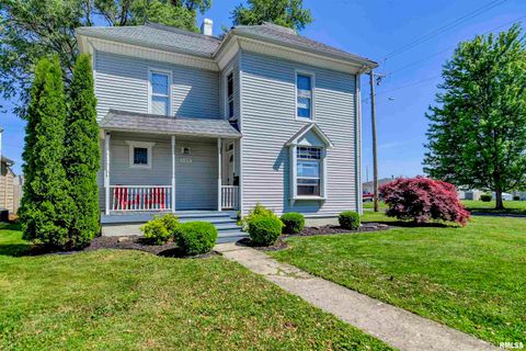 Photo of 120 S WALNUT Street, Assumption, IL 62510 (MLS # CA1043335)