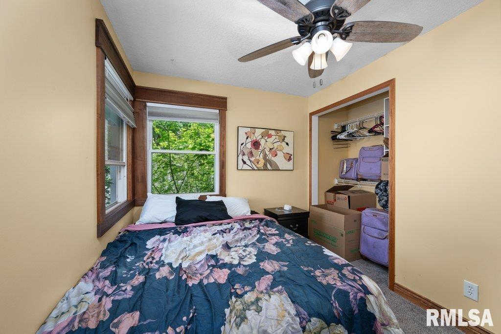 836 Grant Street, Bettendorf, Iowa image 14