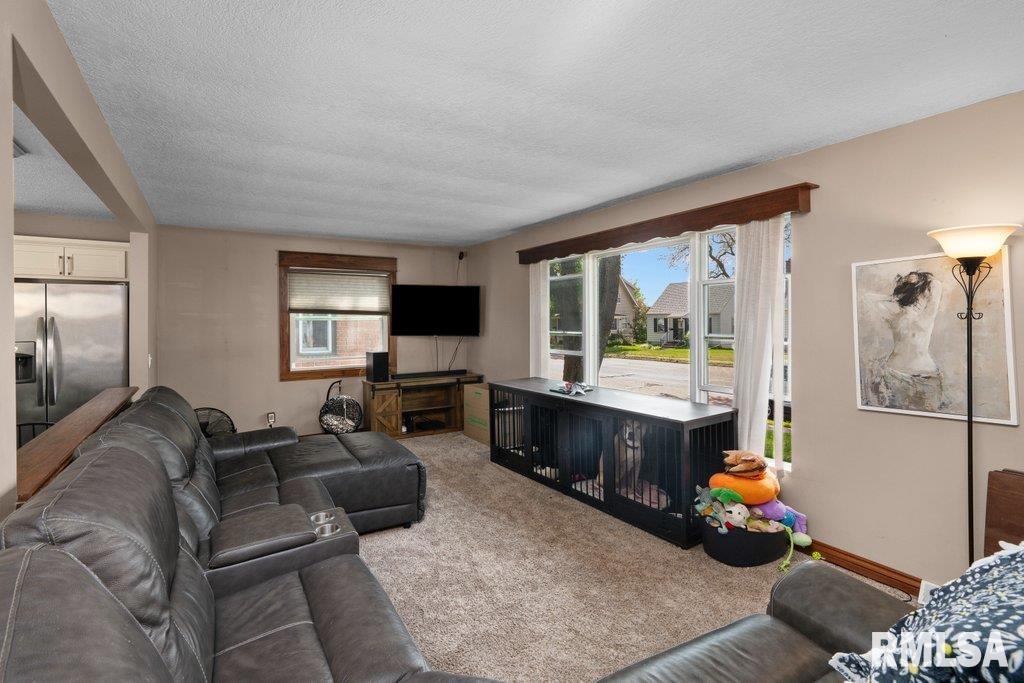 836 Grant Street, Bettendorf, Iowa image 6