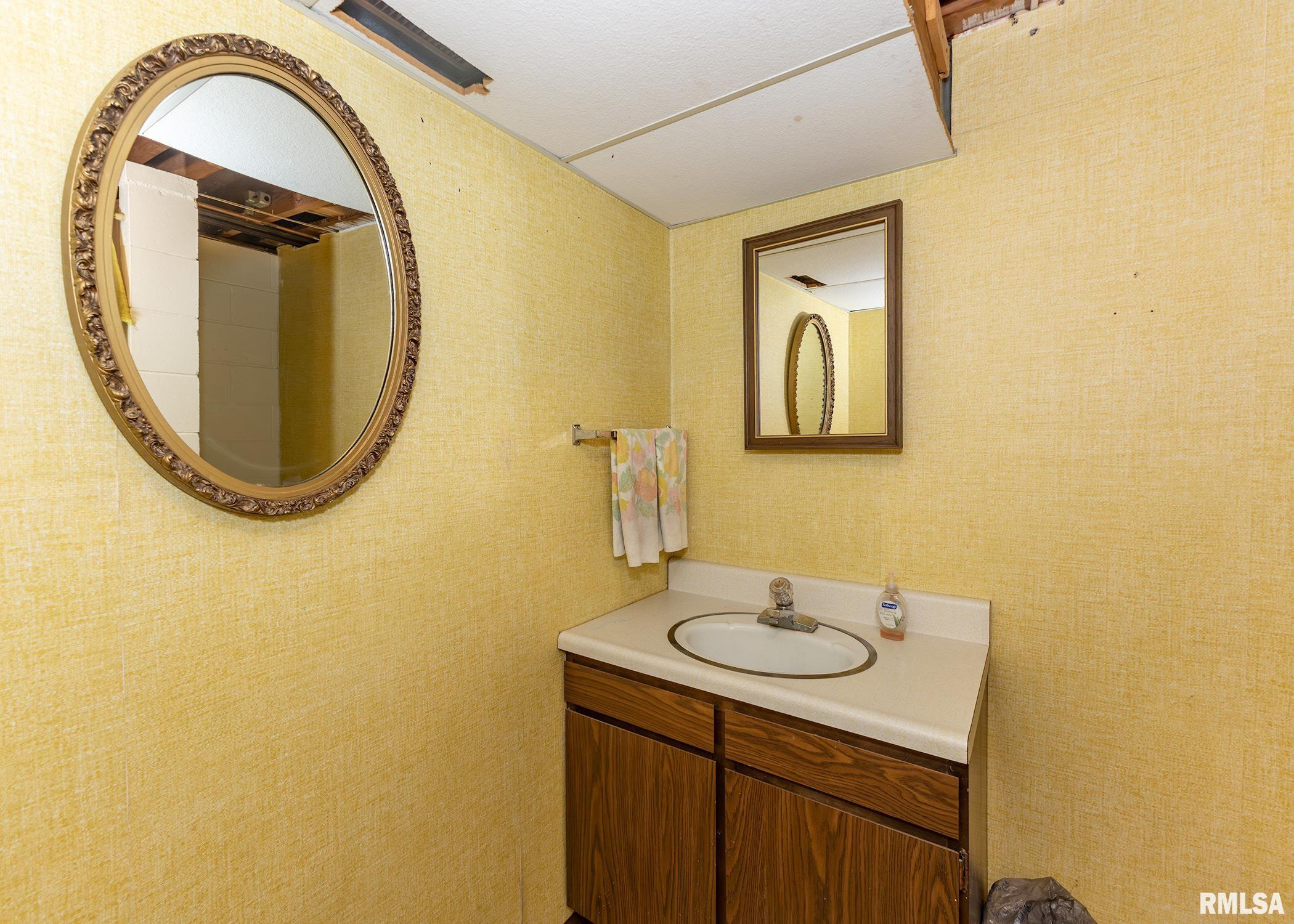 1523 7th Street, Orion, Illinois image 32