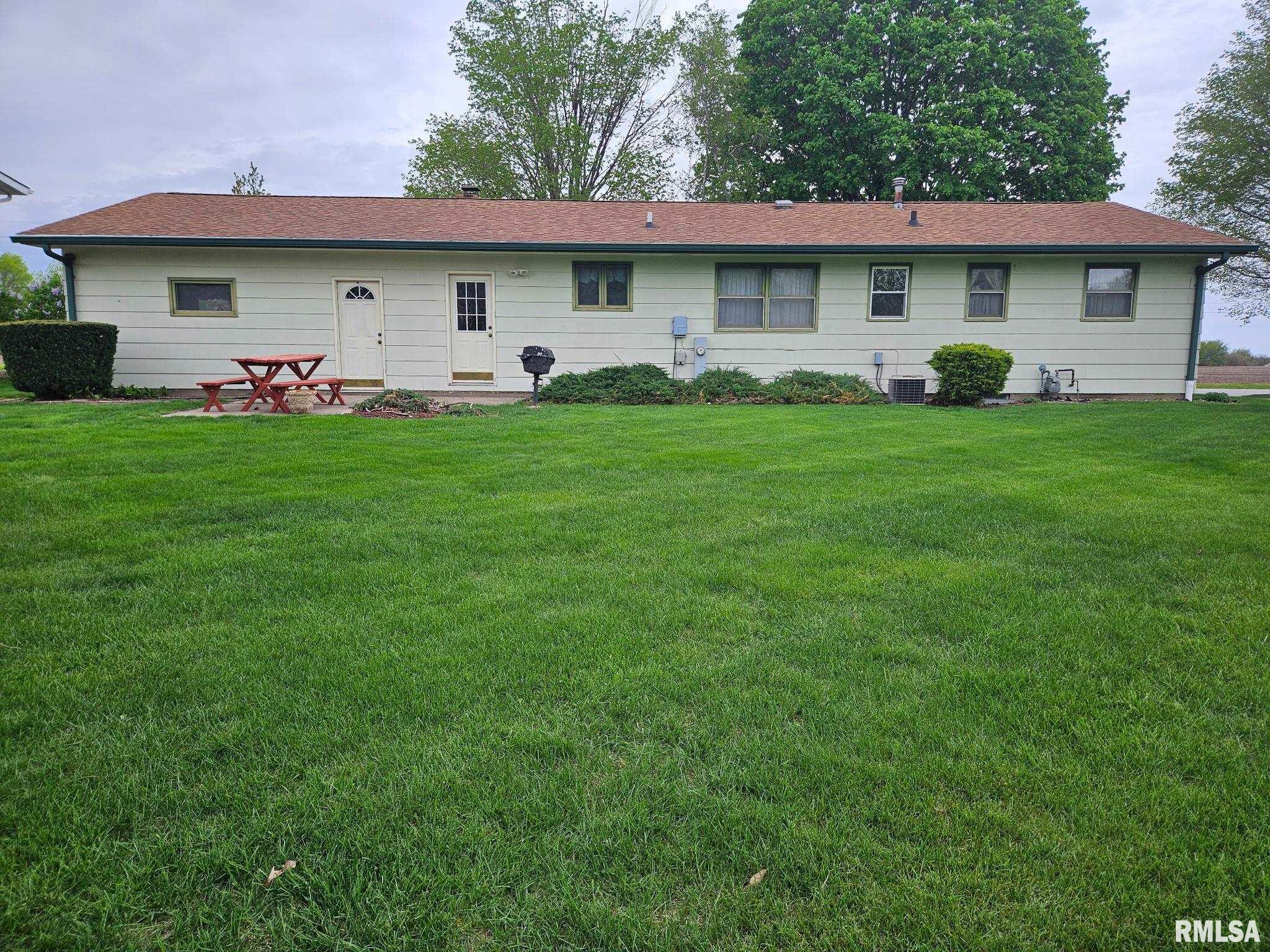 1523 7th Street, Orion, Illinois image 4
