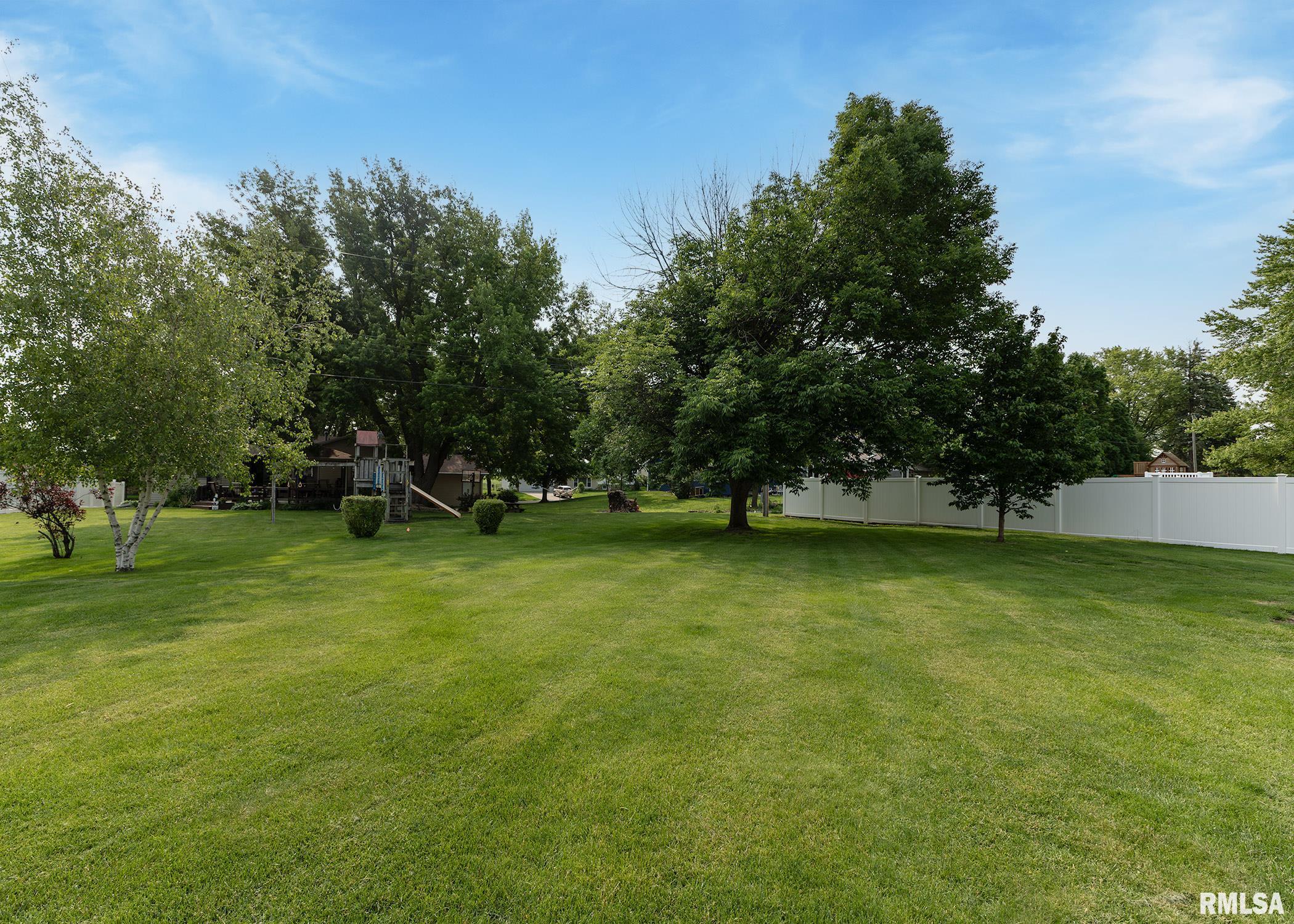1523 7th Street, Orion, Illinois image 10