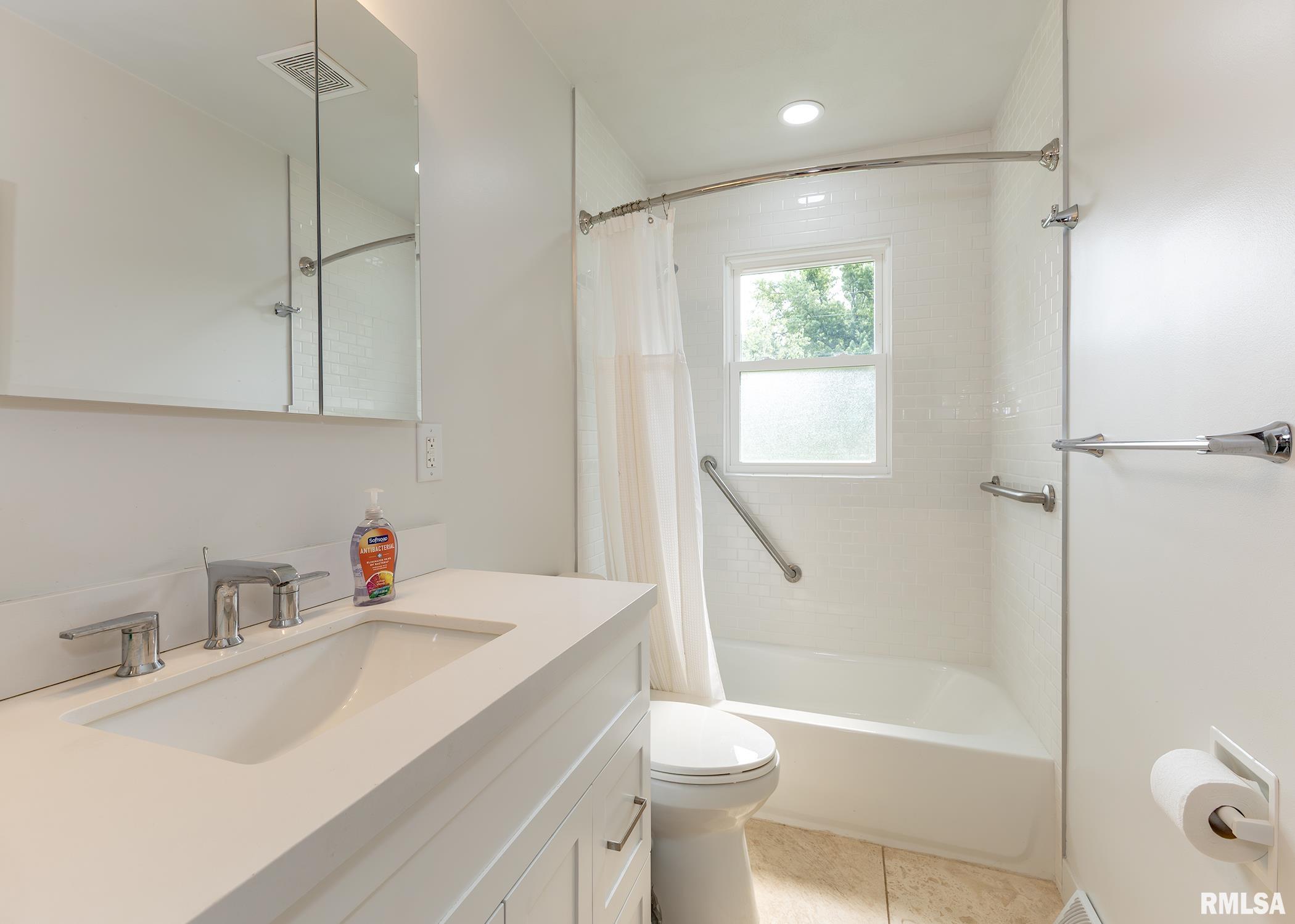 1523 7th Street, Orion, Illinois image 25