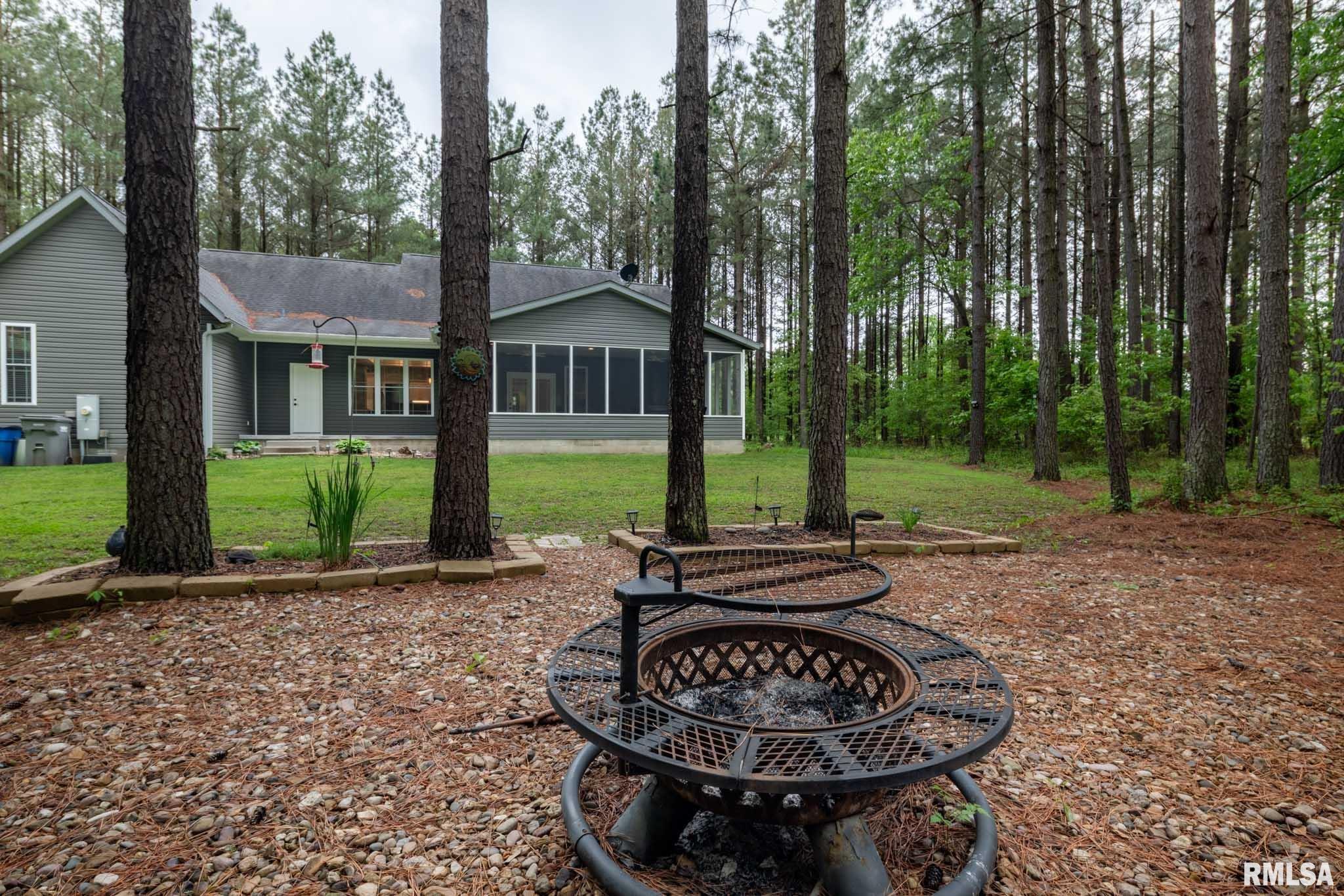 3972 Baptist Camp Road, Carterville, Illinois image 39