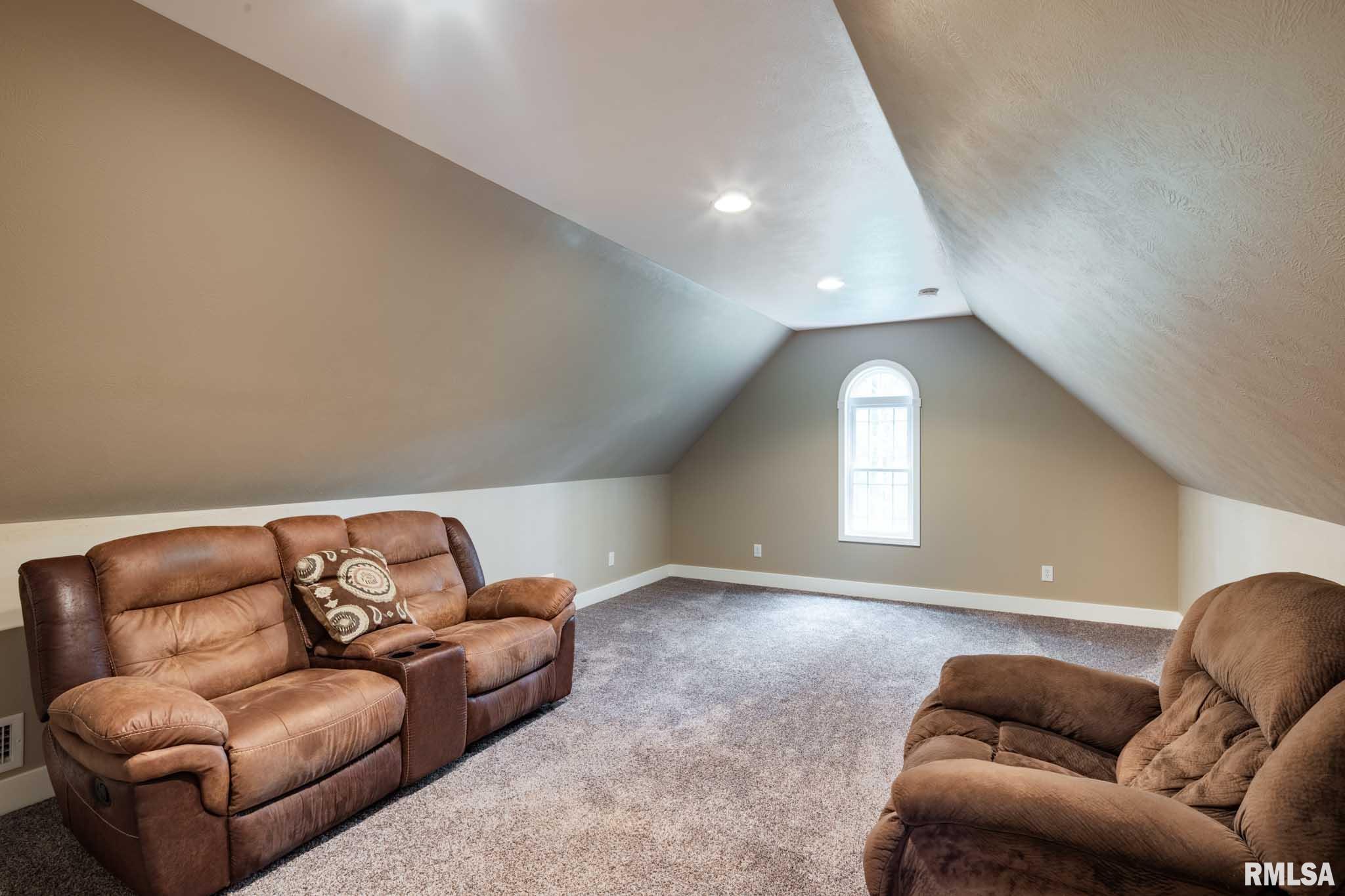3972 Baptist Camp Road, Carterville, Illinois image 24