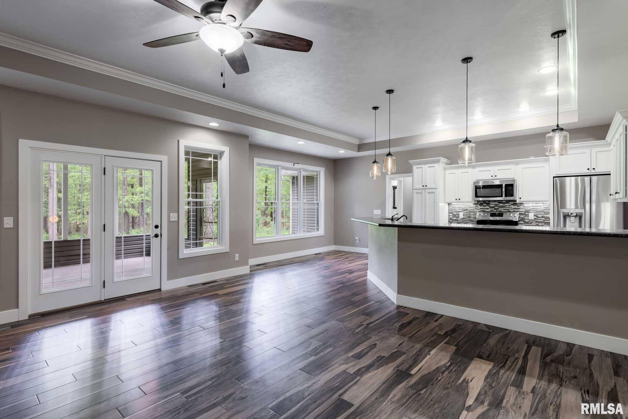 3972 Baptist Camp Road, Carterville, Illinois image 11