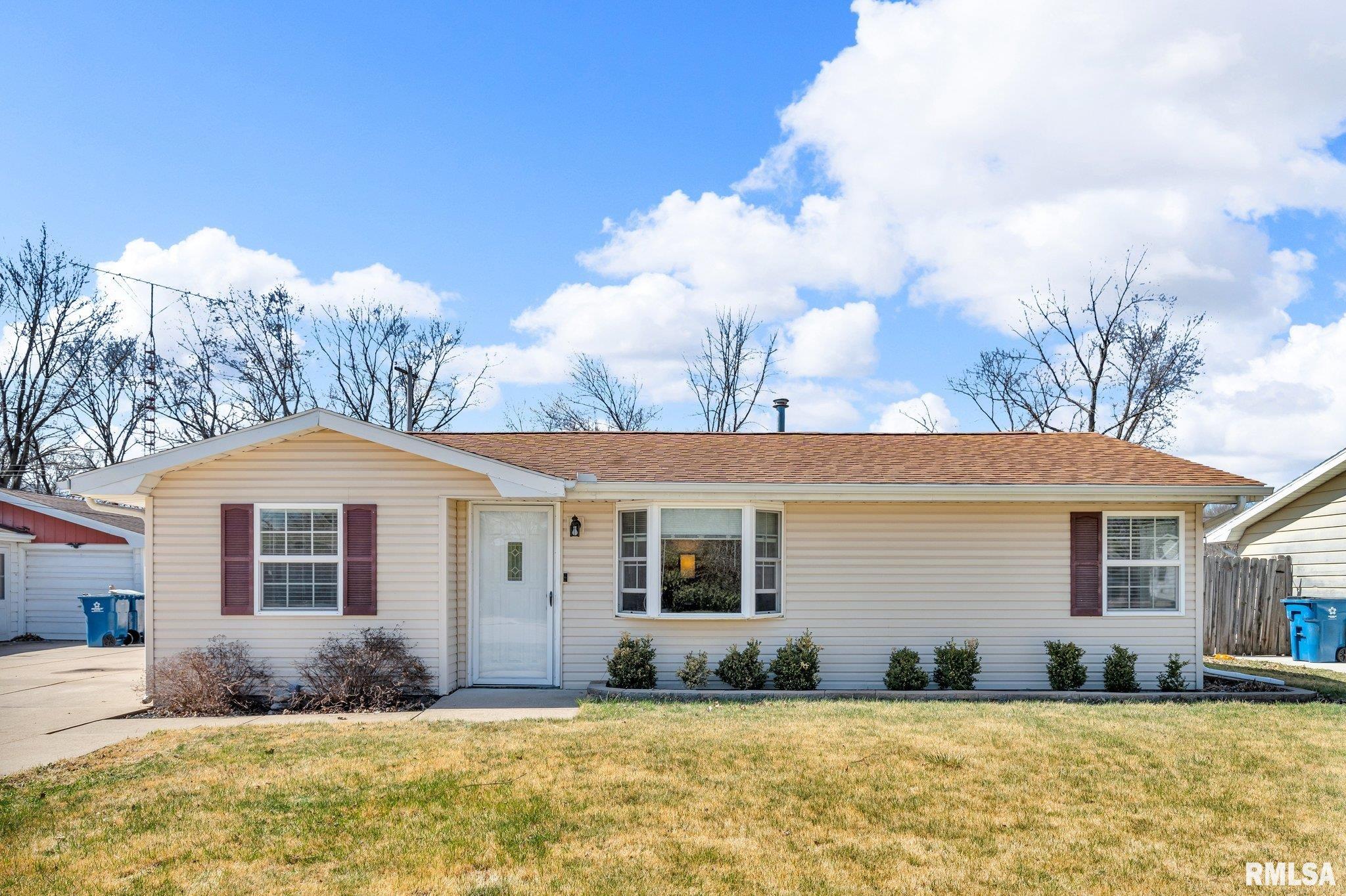 2404 8th Street, Silvis, Illinois image 1
