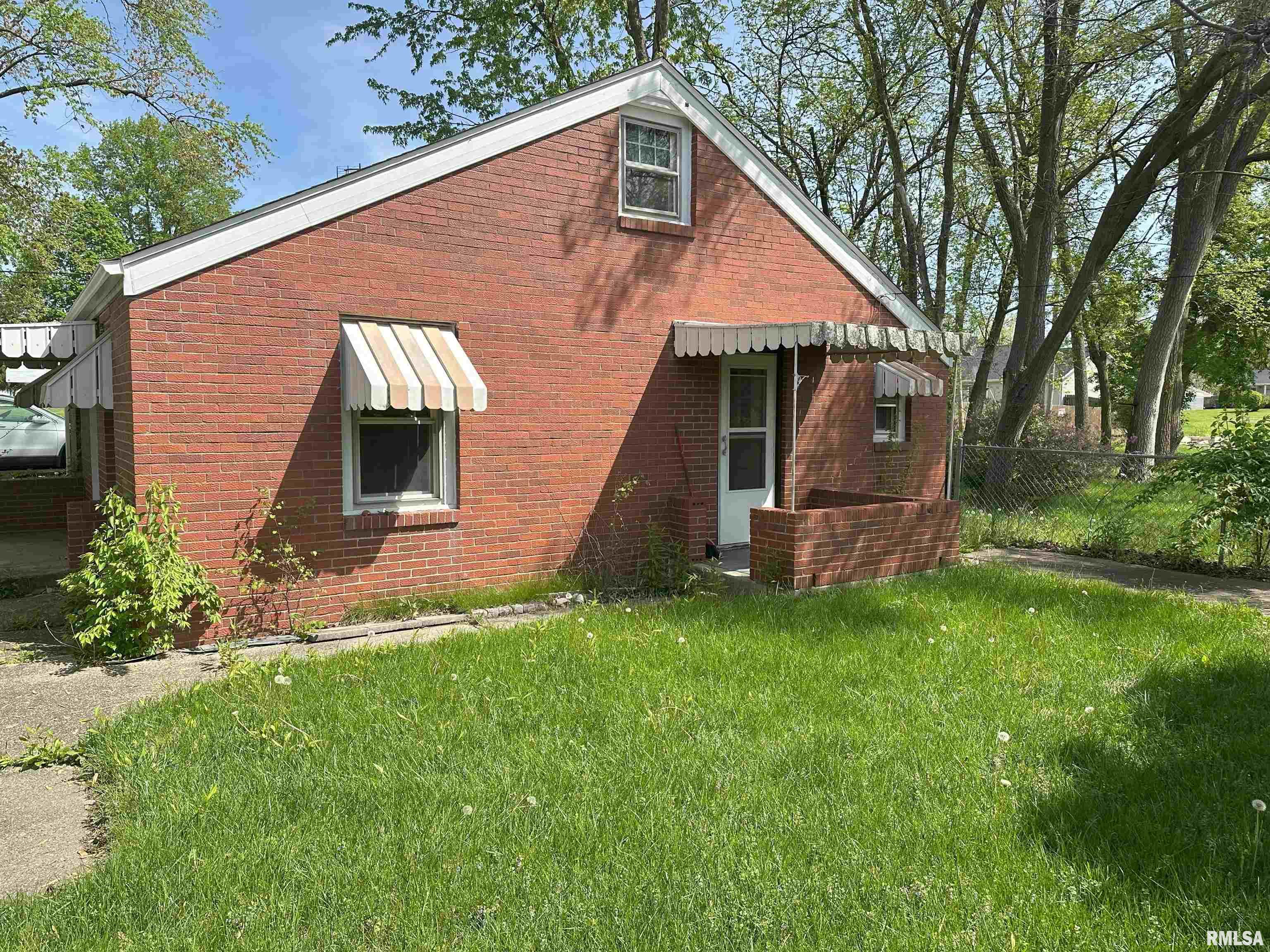 100 Theodore Street, Washington, Illinois image 1