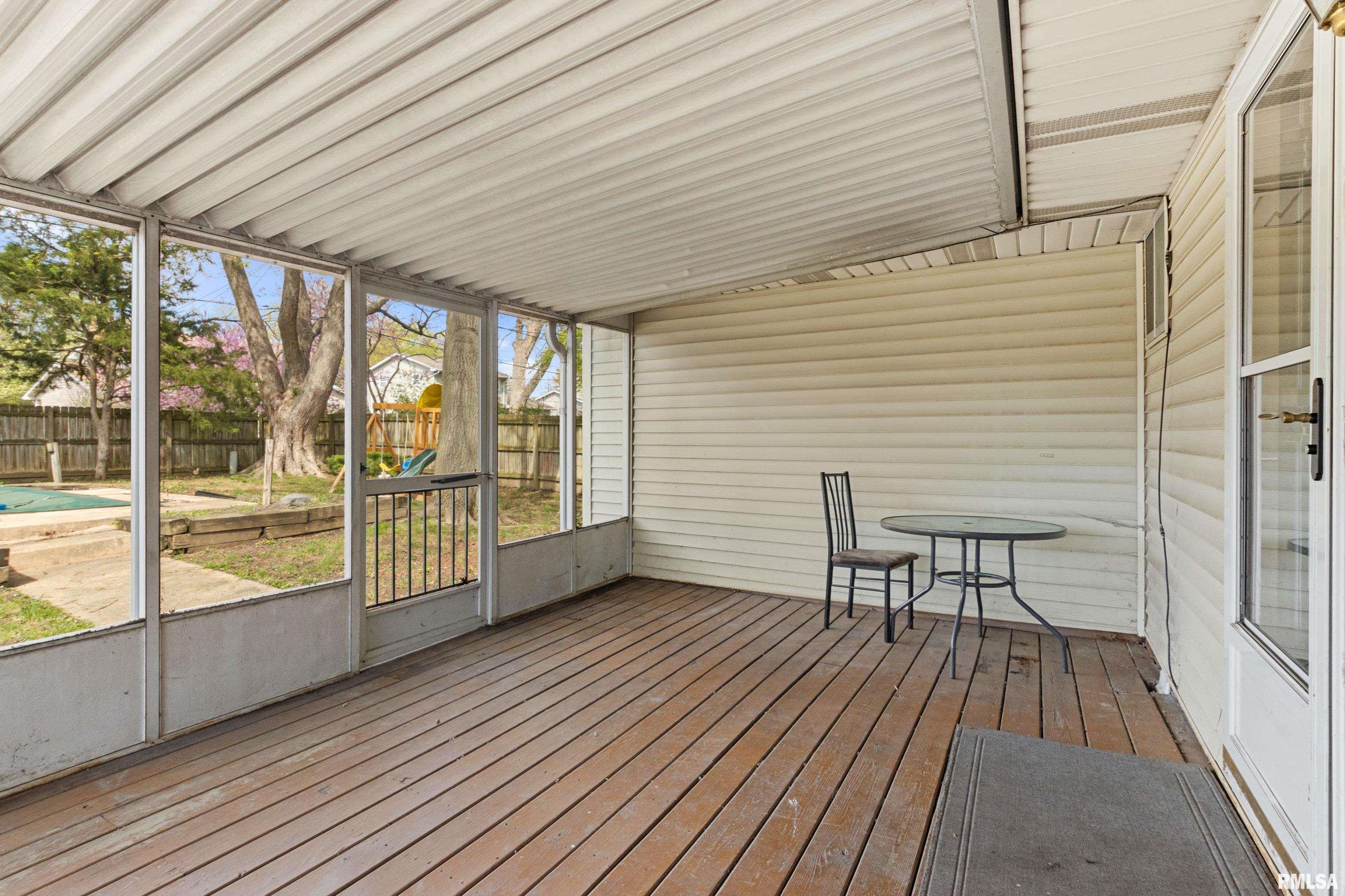 1811 W Latham Lane, Peoria, Illinois image 16