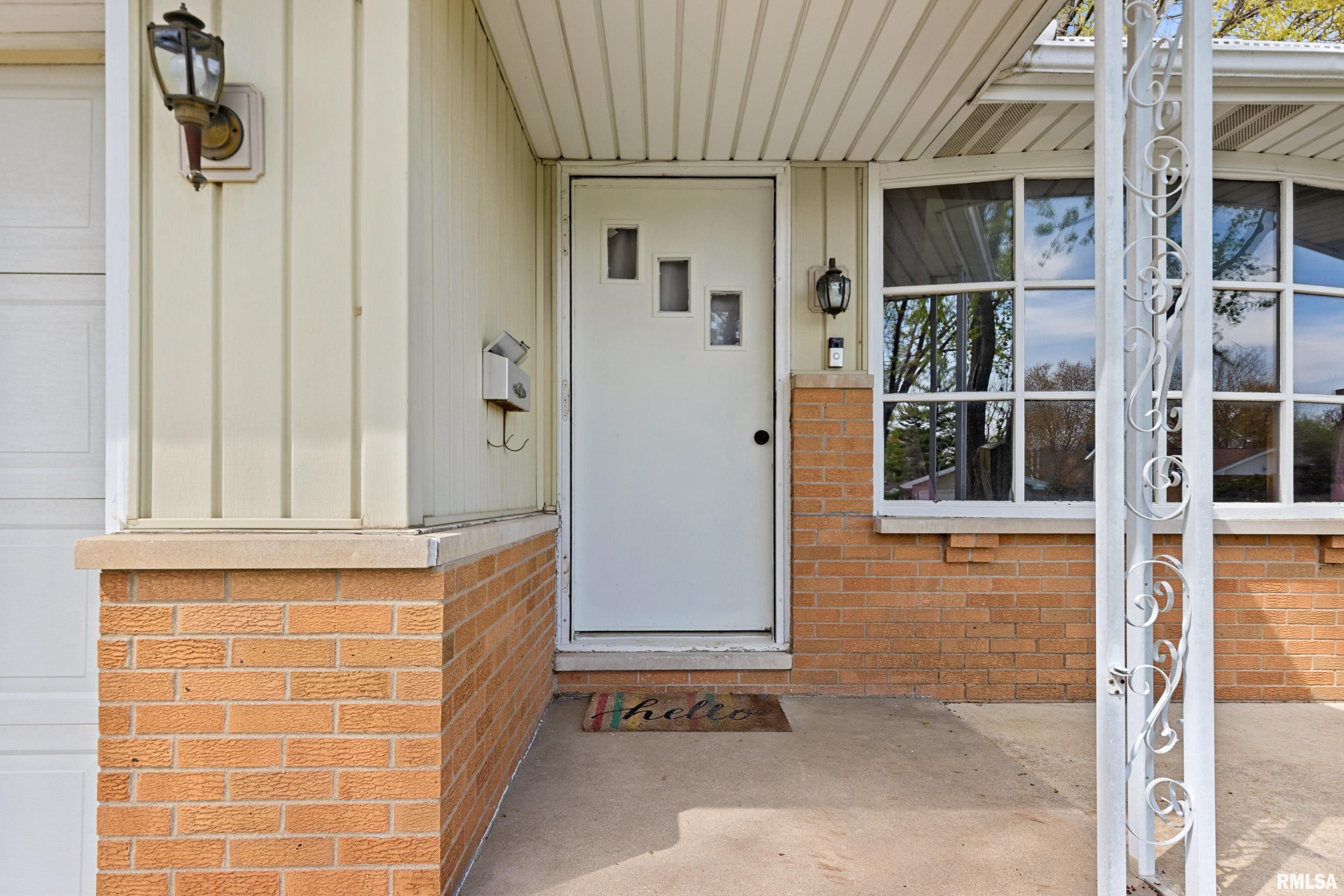 1811 W Latham Lane, Peoria, Illinois image 3