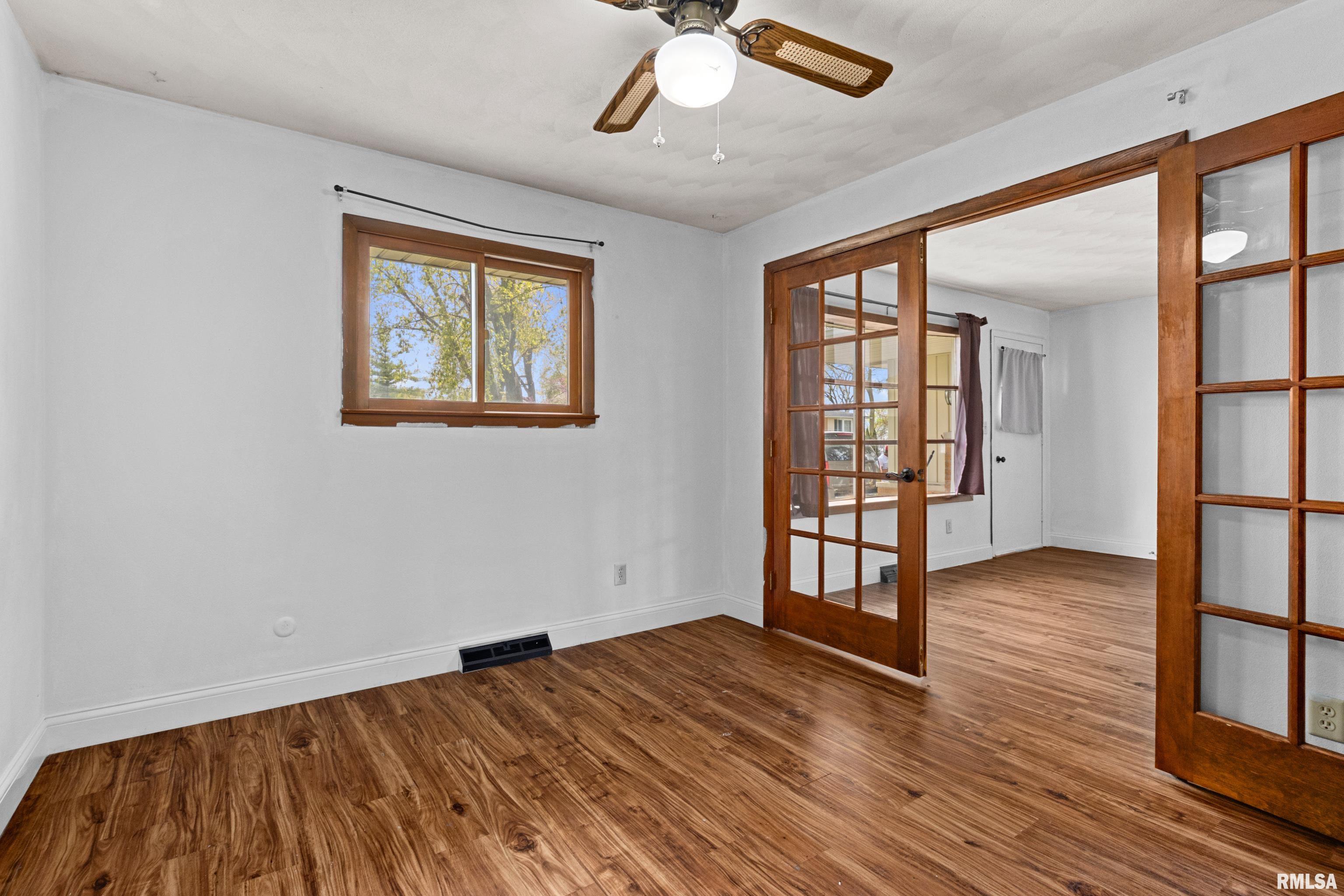 1811 W Latham Lane, Peoria, Illinois image 21