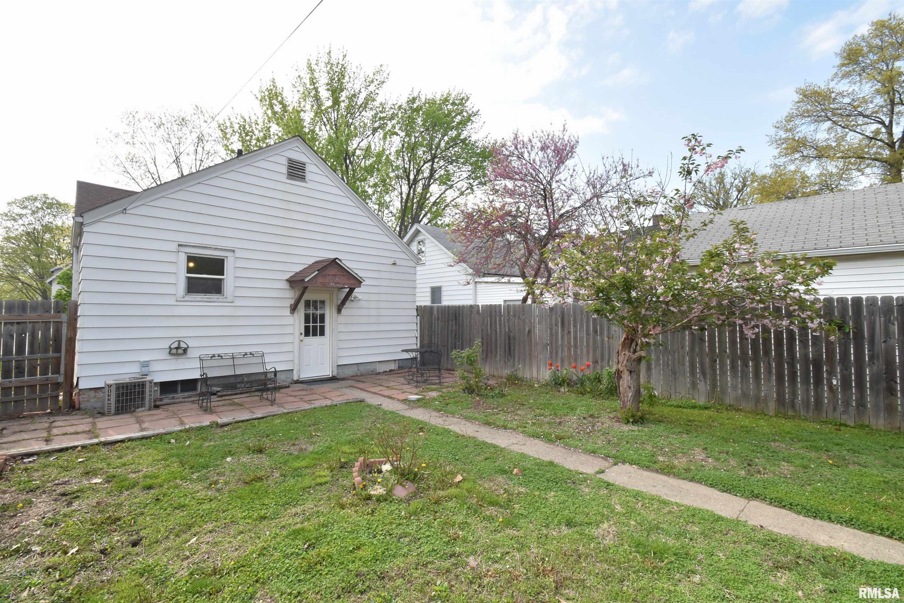 2204 N Atlantic Avenue, Peoria, Illinois image 13