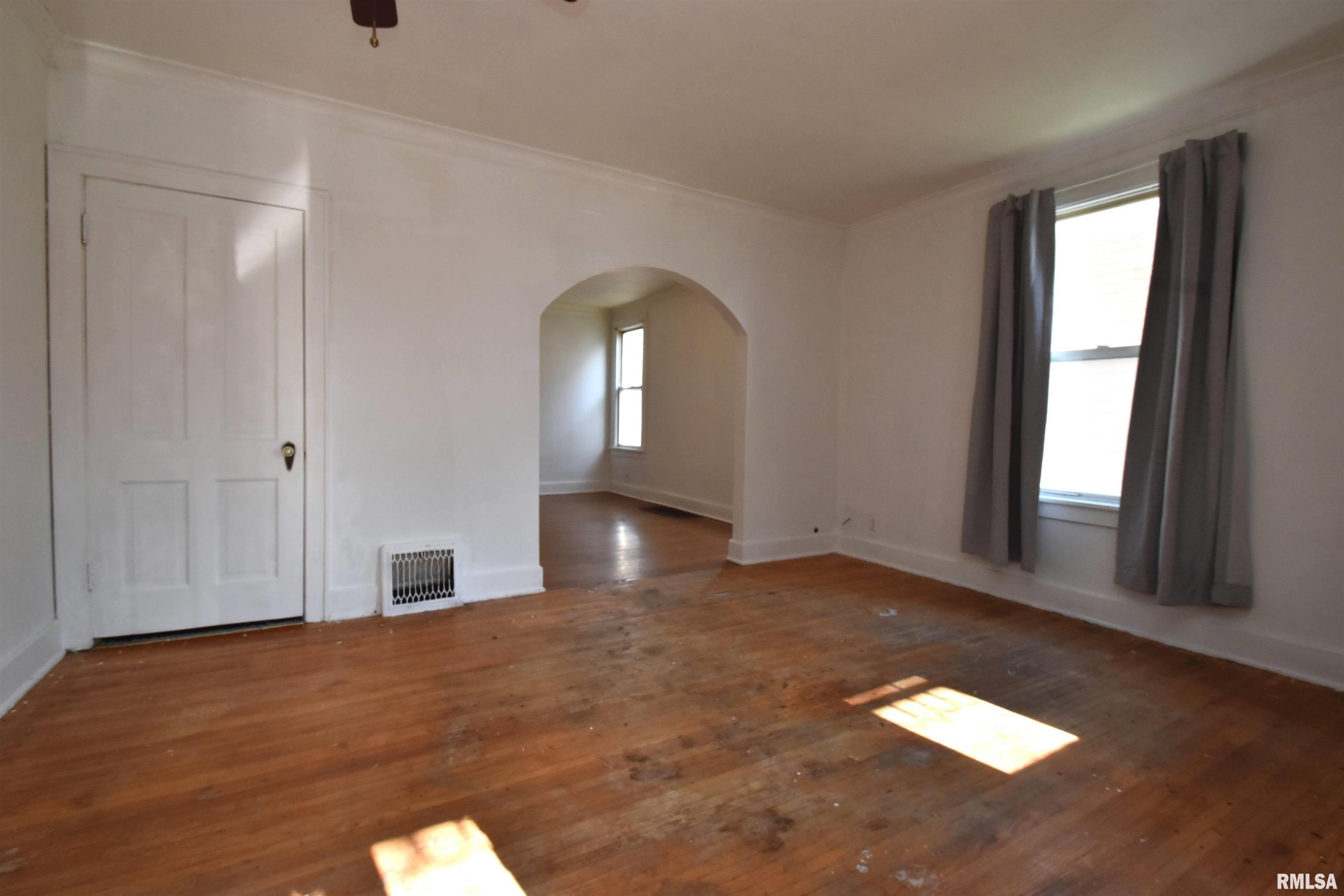 2204 N Atlantic Avenue, Peoria, Illinois image 8
