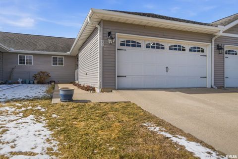 Condo For Sale - 652 Bittersweet Avenue<br/> Germantown Hills, IL 61548