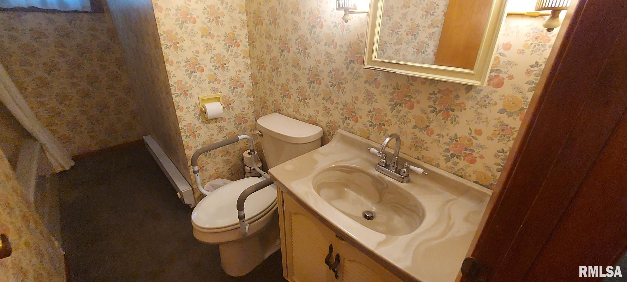 106 S Holloway Street, Alexis, Illinois image 12
