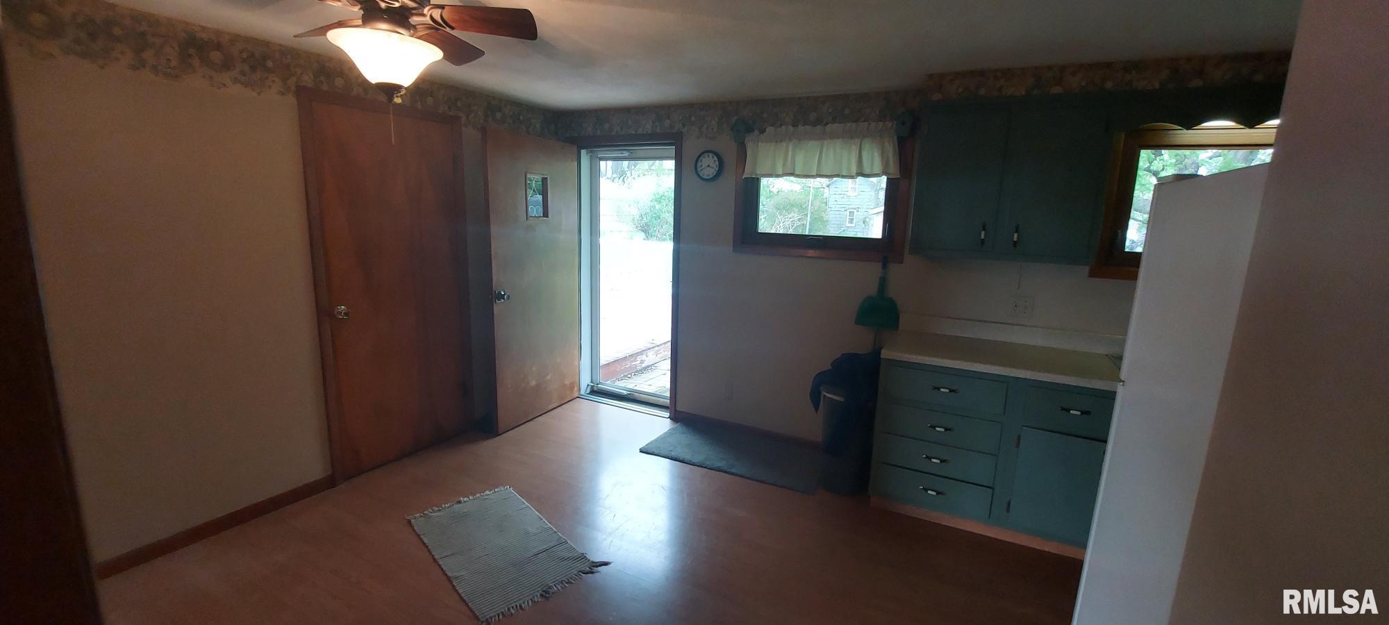 106 S Holloway Street, Alexis, Illinois image 27