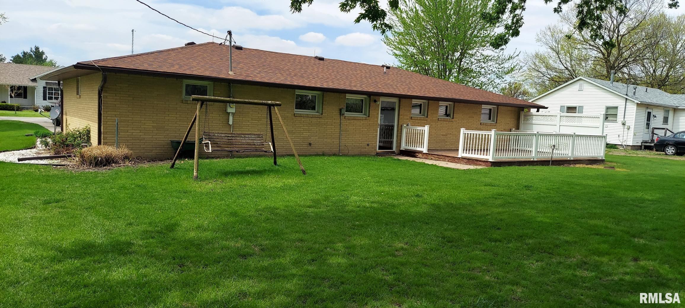 106 S Holloway Street, Alexis, Illinois image 2
