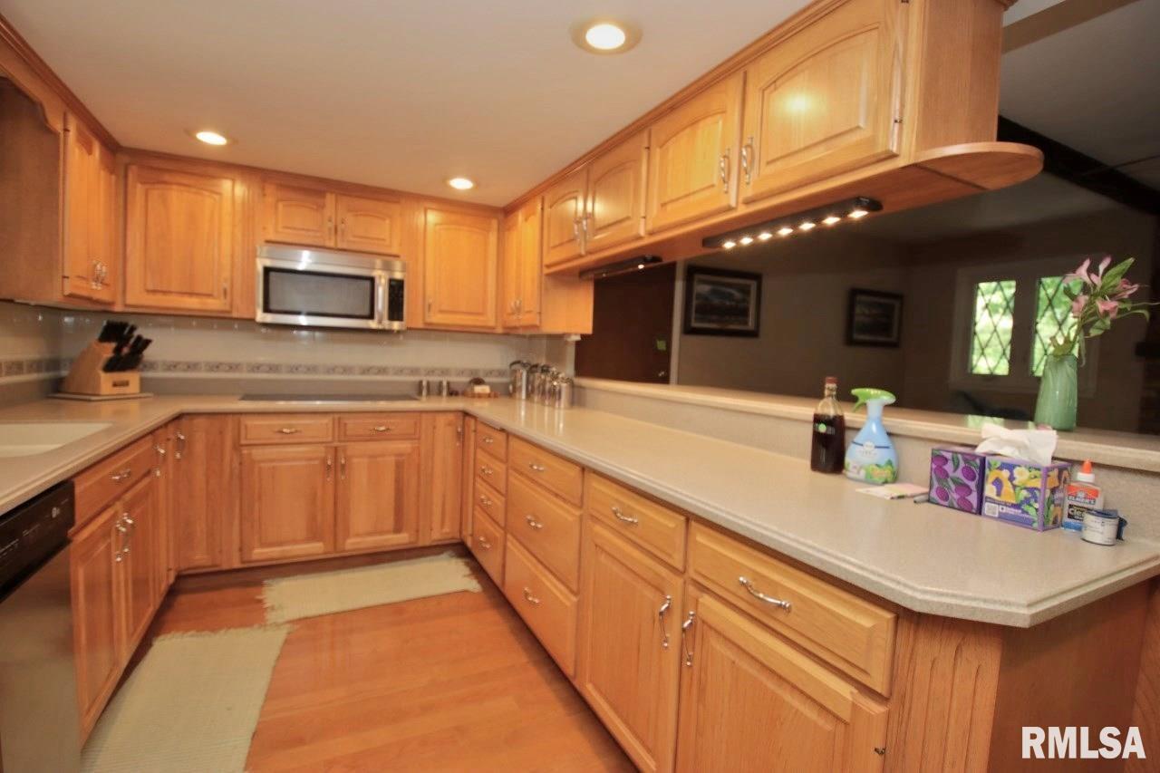 2 Gale Court, Pekin, Illinois image 20