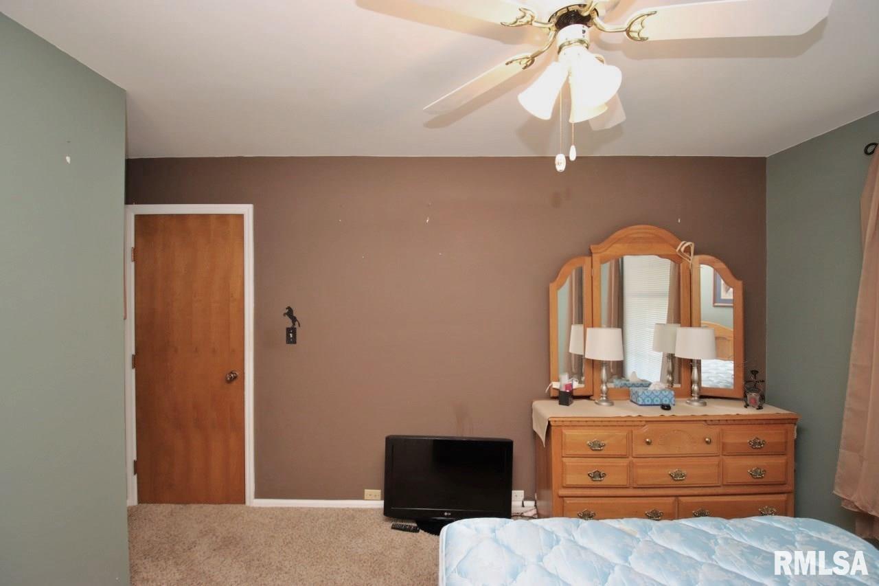 2 Gale Court, Pekin, Illinois image 35