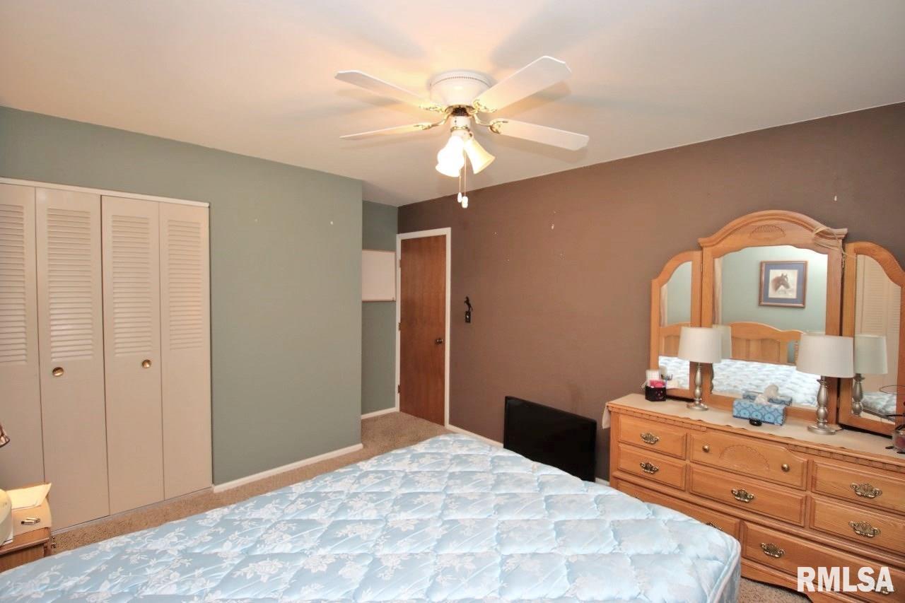 2 Gale Court, Pekin, Illinois image 37