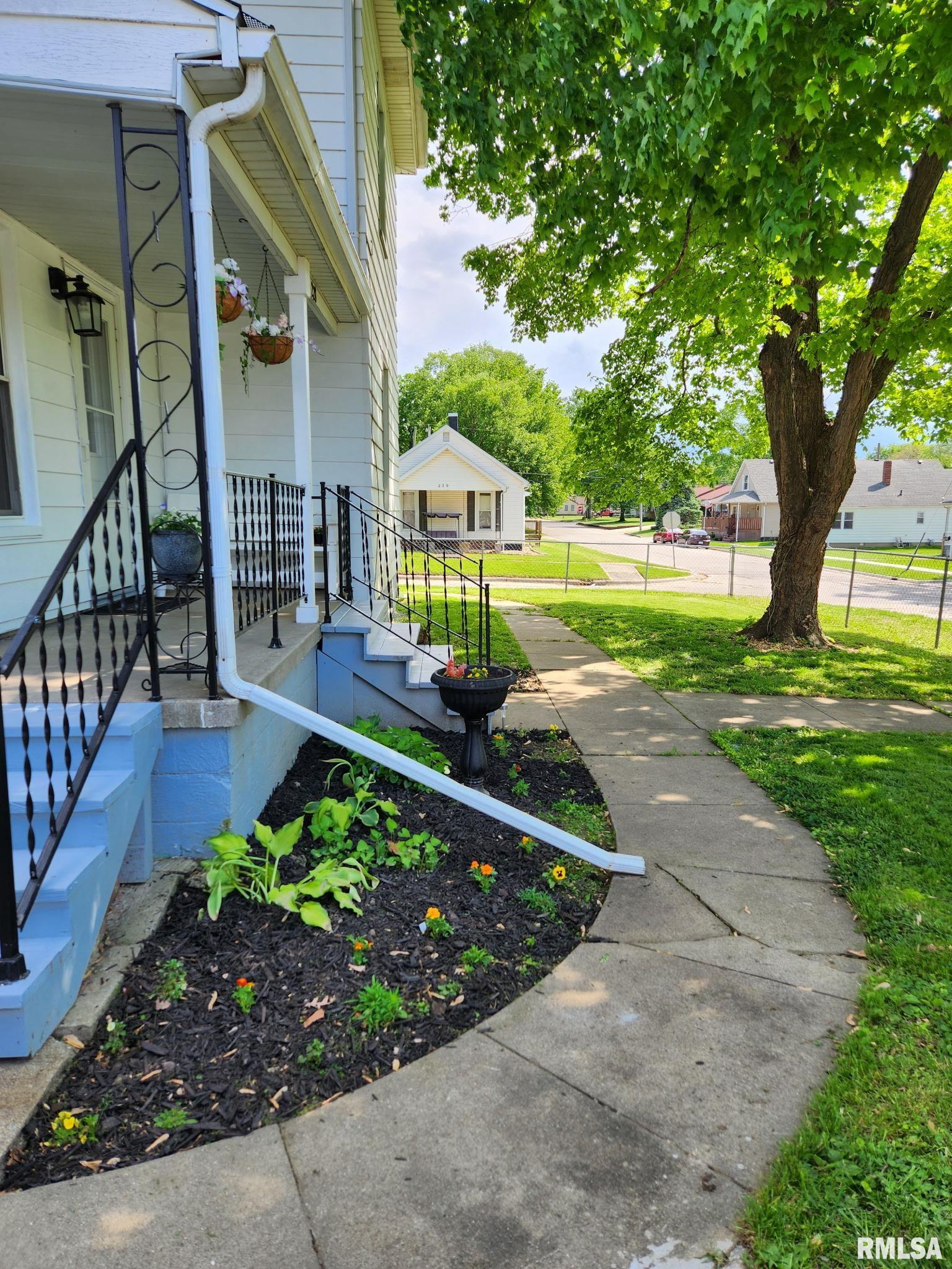 228 4th Street, Lincoln, Illinois image 38