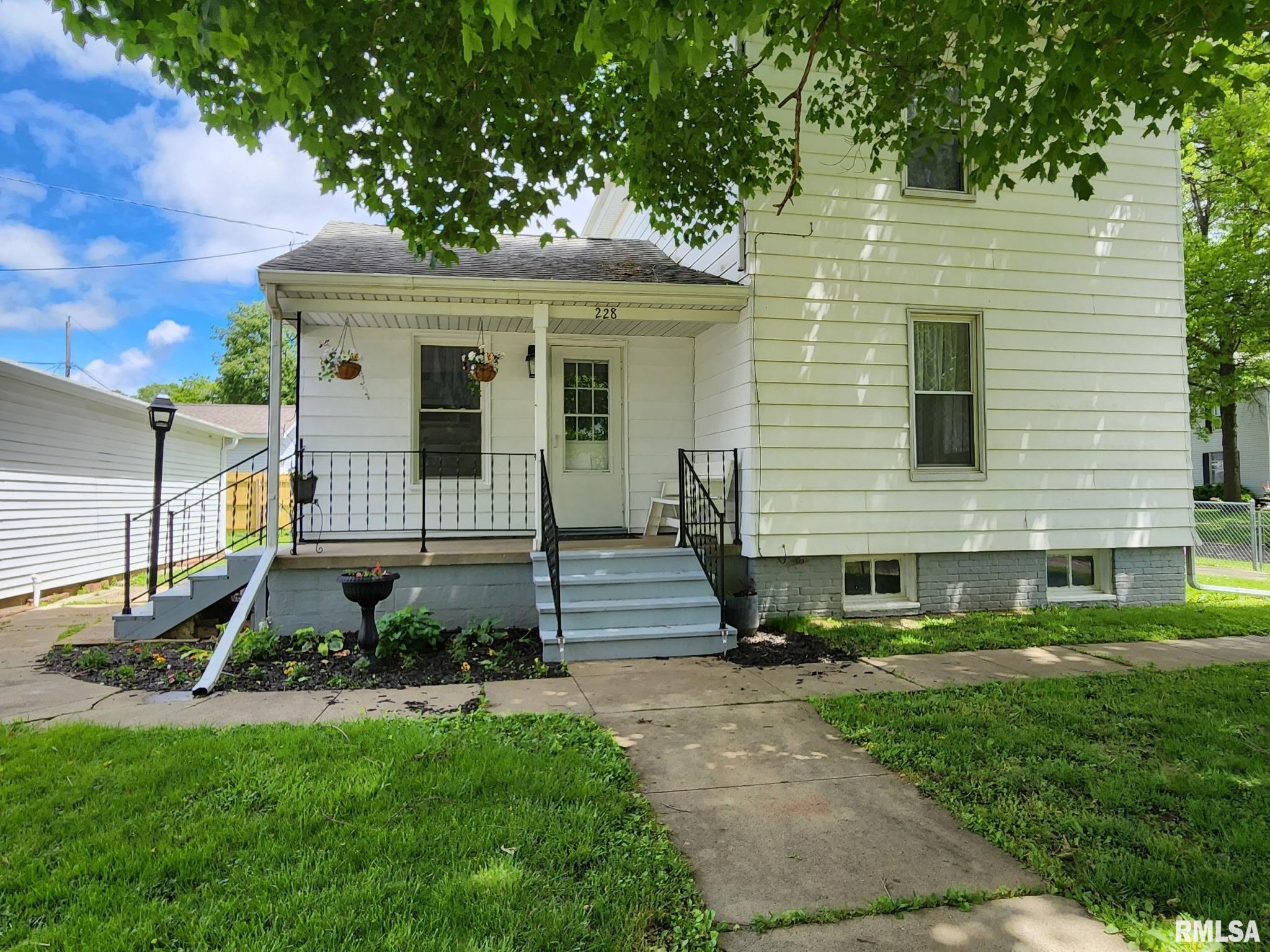 228 4th Street, Lincoln, Illinois image 32