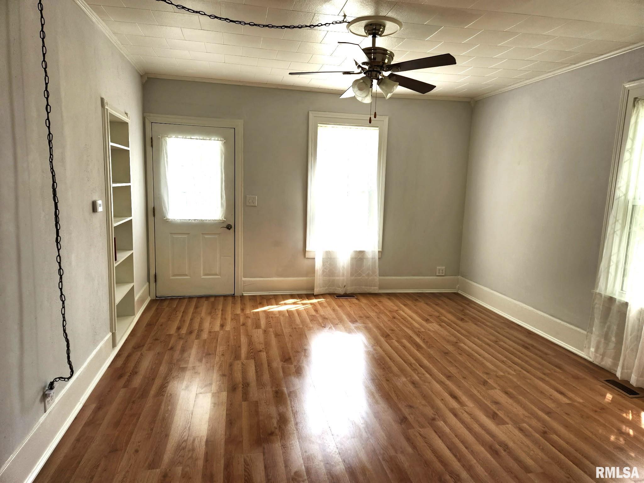 228 4th Street, Lincoln, Illinois image 5