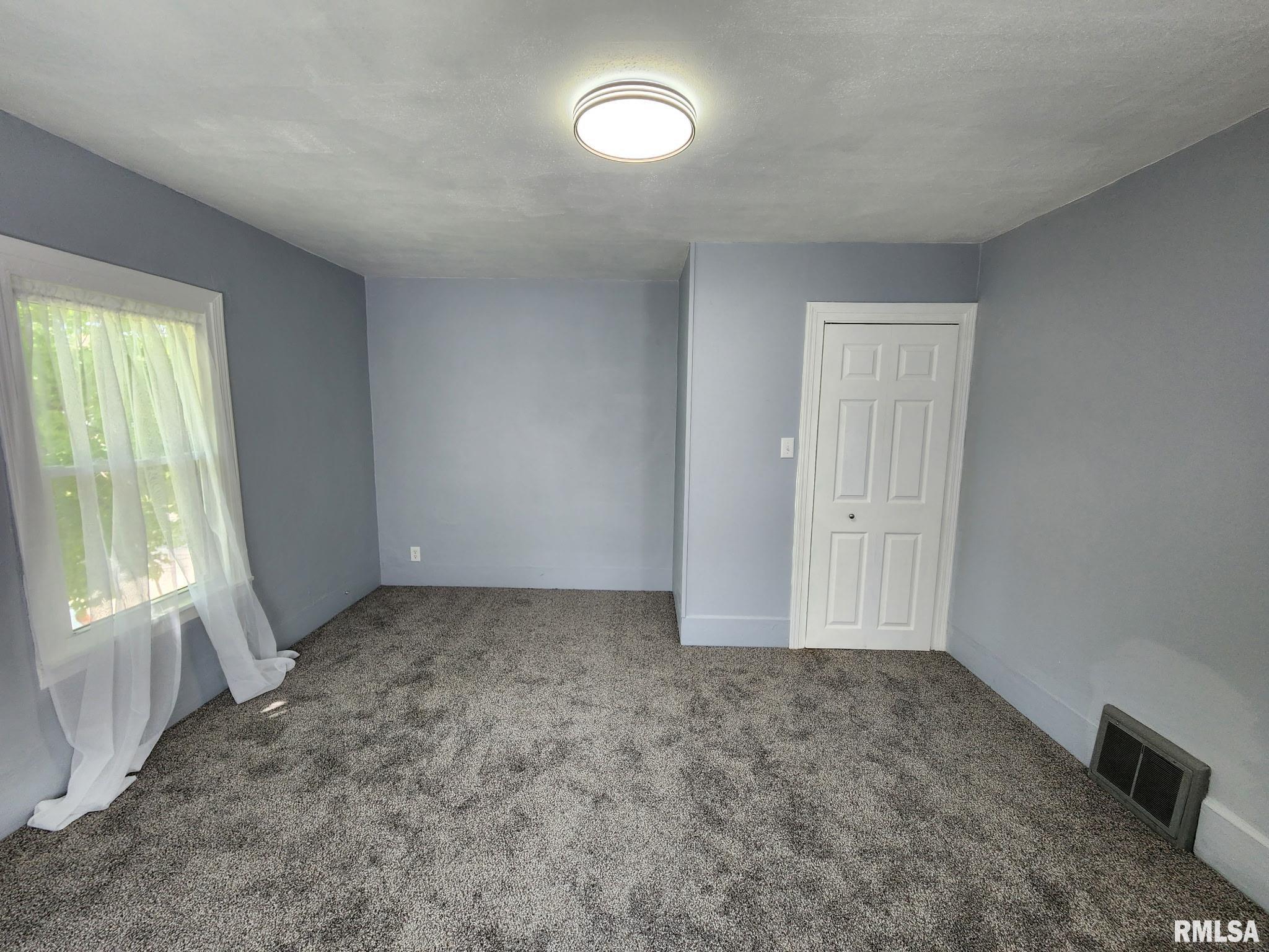 228 4th Street, Lincoln, Illinois image 23