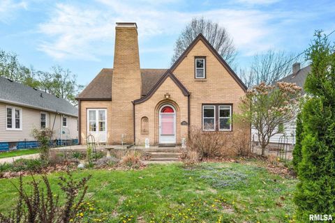 Photo of 2020 W AYRES Avenue, West Peoria, IL 61604 (MLS # PA1265645)