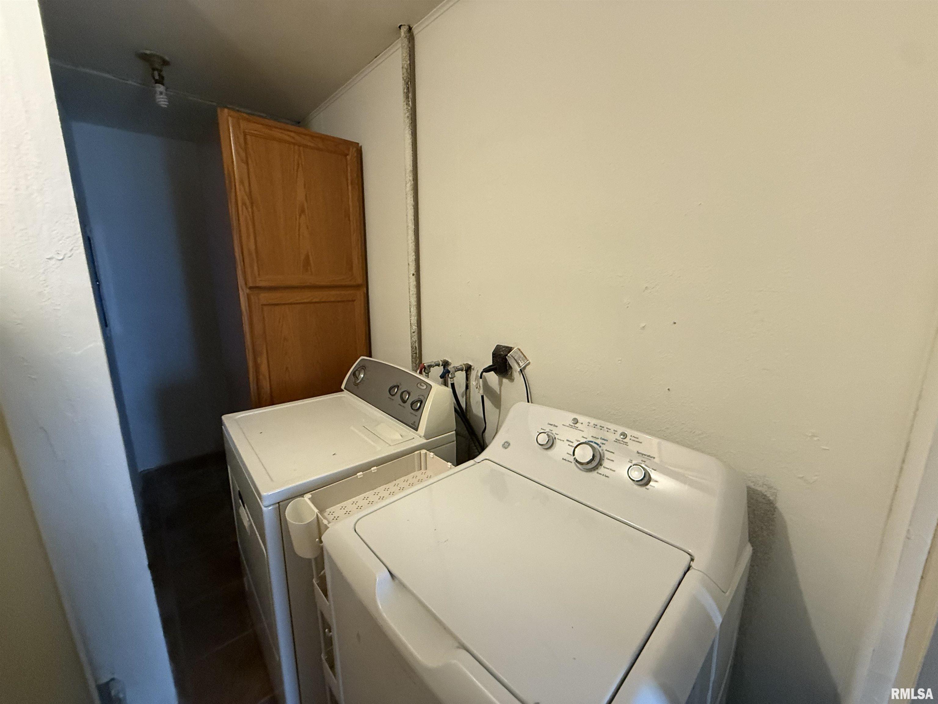 420 Sherwood Drive, Pekin, Illinois image 20