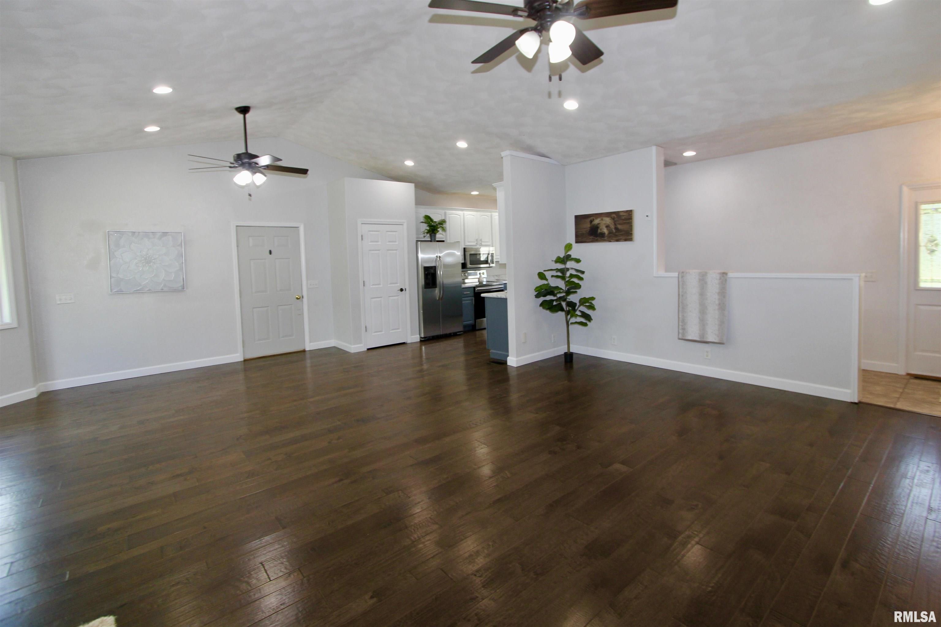 289 Lucille Street, East Peoria, Illinois image 12