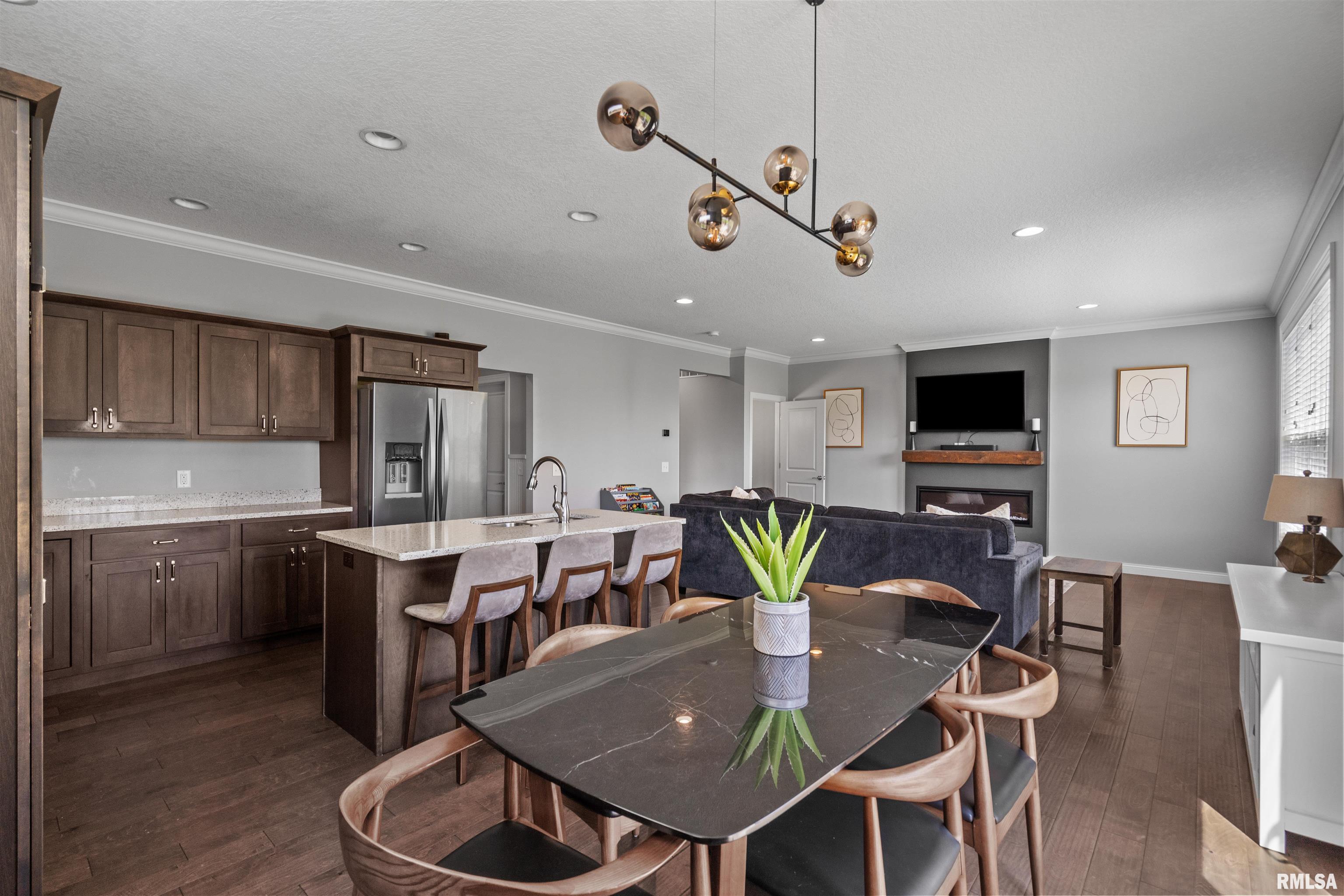 4503 E Slate Creek Drive, Bettendorf, Iowa image 6