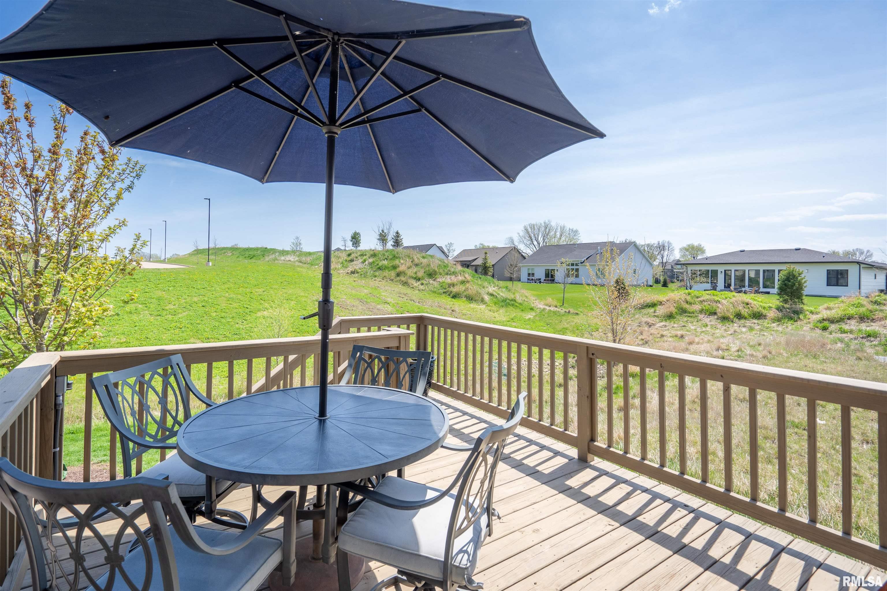 4503 E Slate Creek Drive, Bettendorf, Iowa image 29