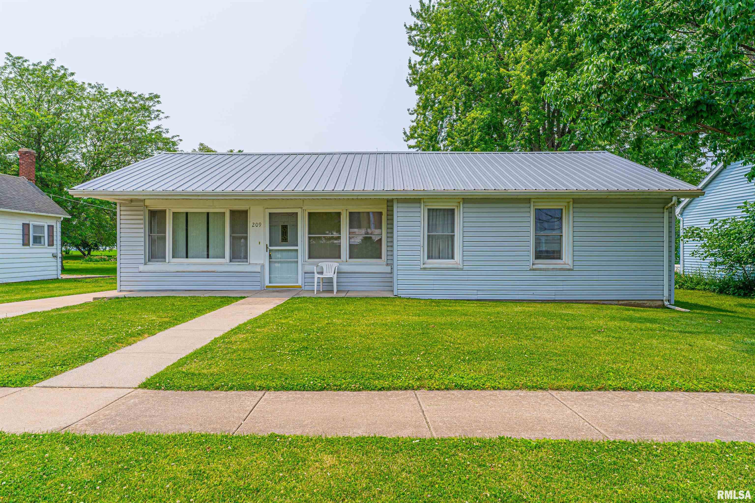 209 Cleveland Avenue, Emden, Illinois image 3