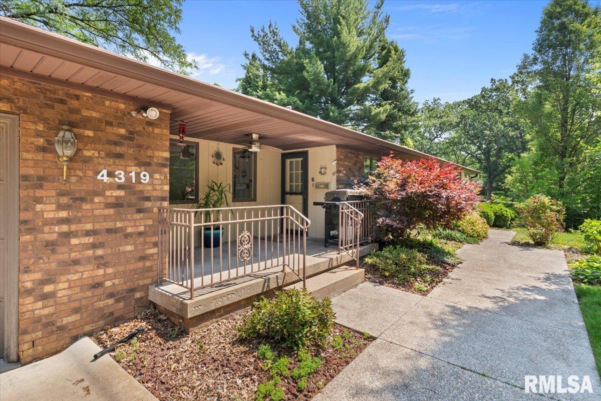 4319 7th Avenue, Moline, Illinois image 4