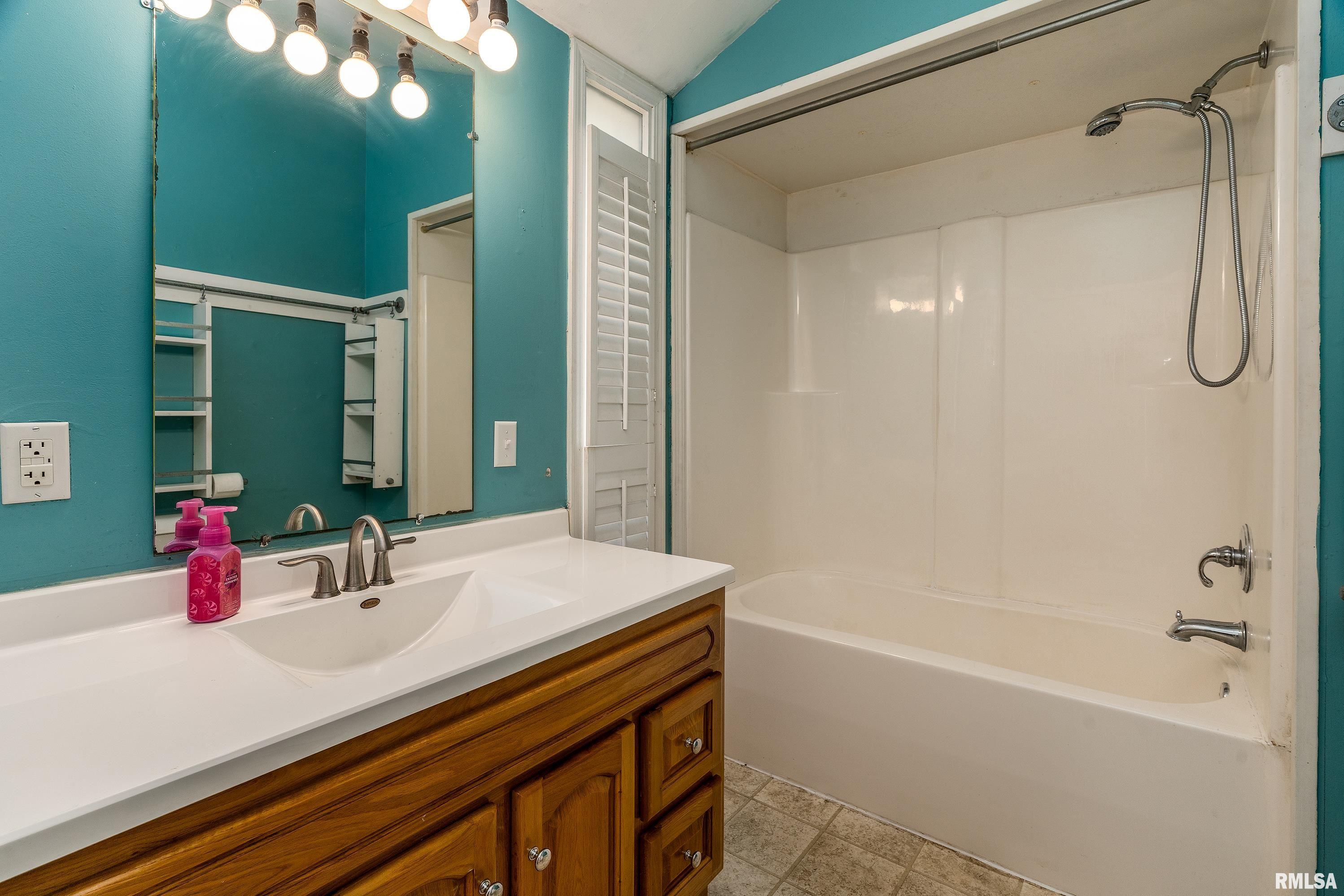 2112 Herbert Street, Murphysboro, Illinois image 21