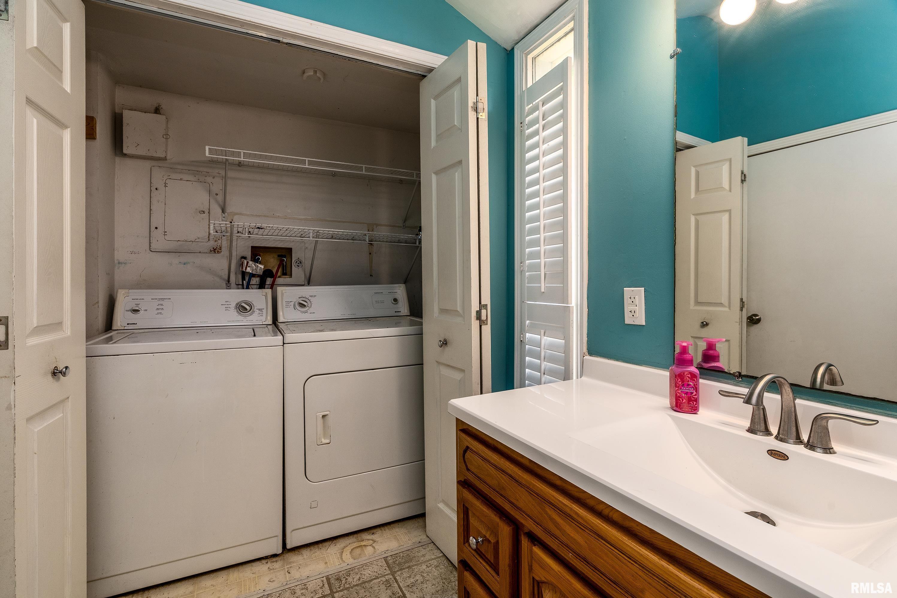 2112 Herbert Street, Murphysboro, Illinois image 22