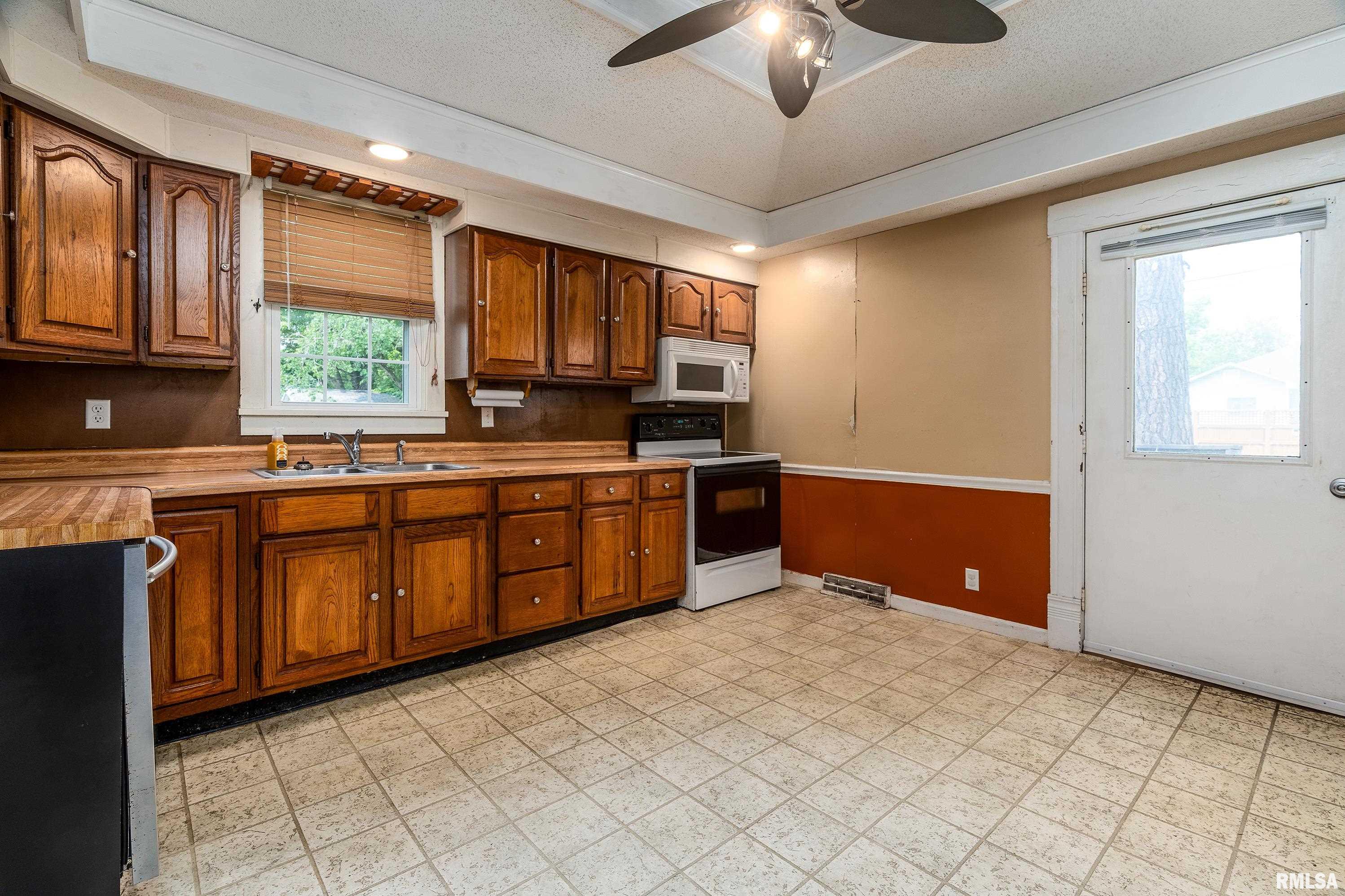 2112 Herbert Street, Murphysboro, Illinois image 17
