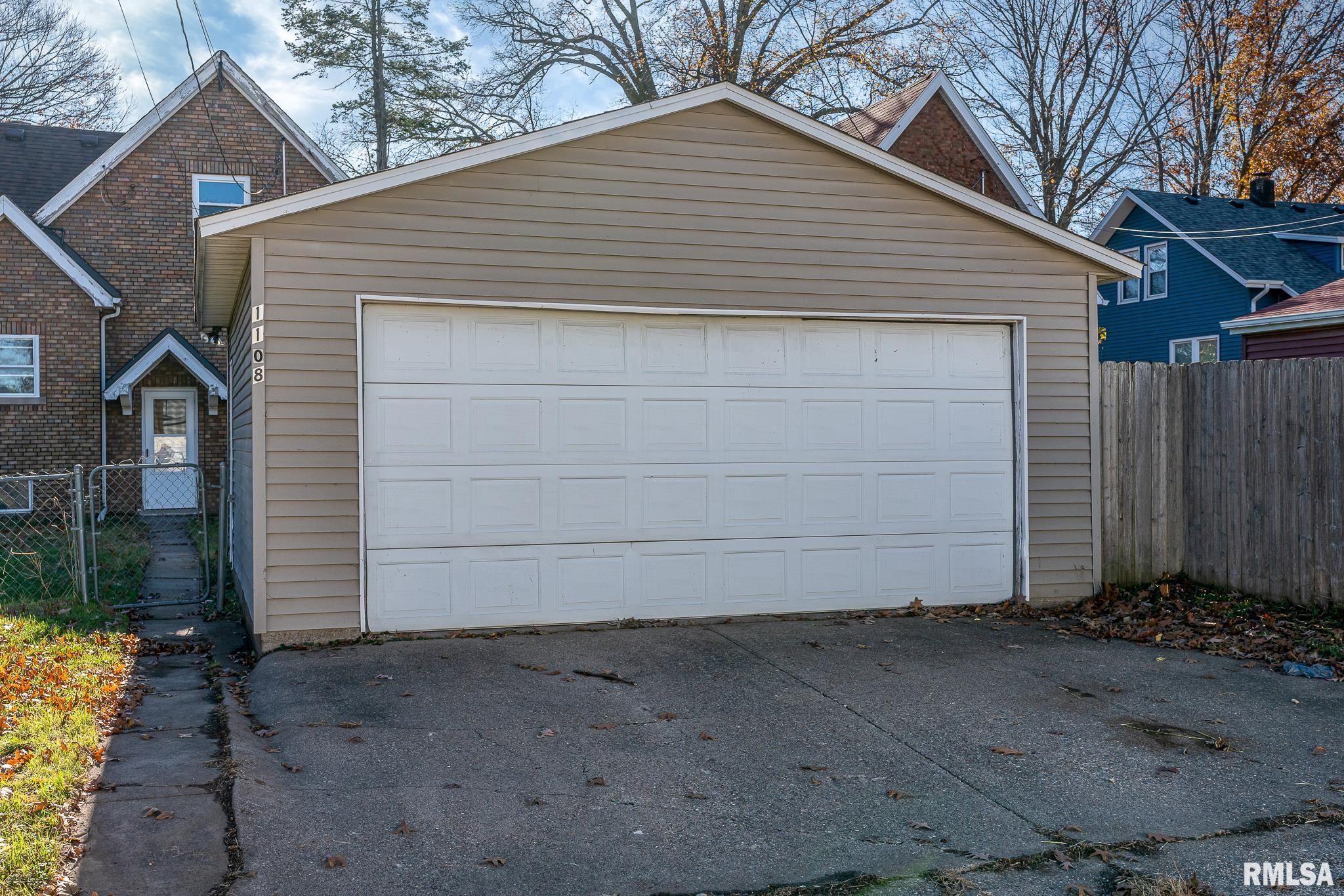 1108 W 16th Street, Davenport, Iowa image 19